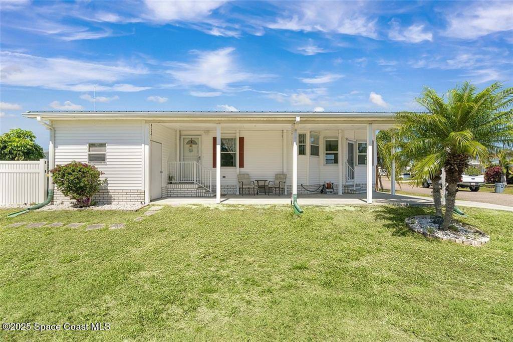 Micco, FL 32976,7698 Fox Hunter CIR