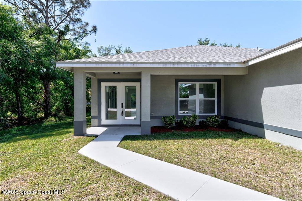 Vero Beach, FL 32967,8666 100th AVE