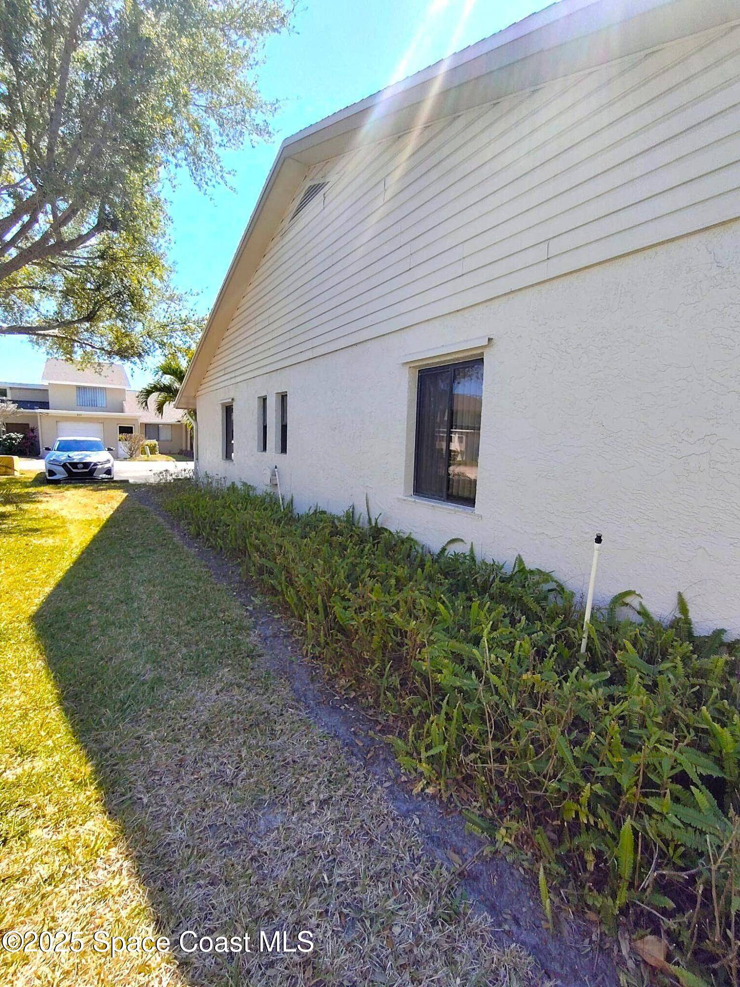 Melbourne, FL 32940,208 Augusta WAY