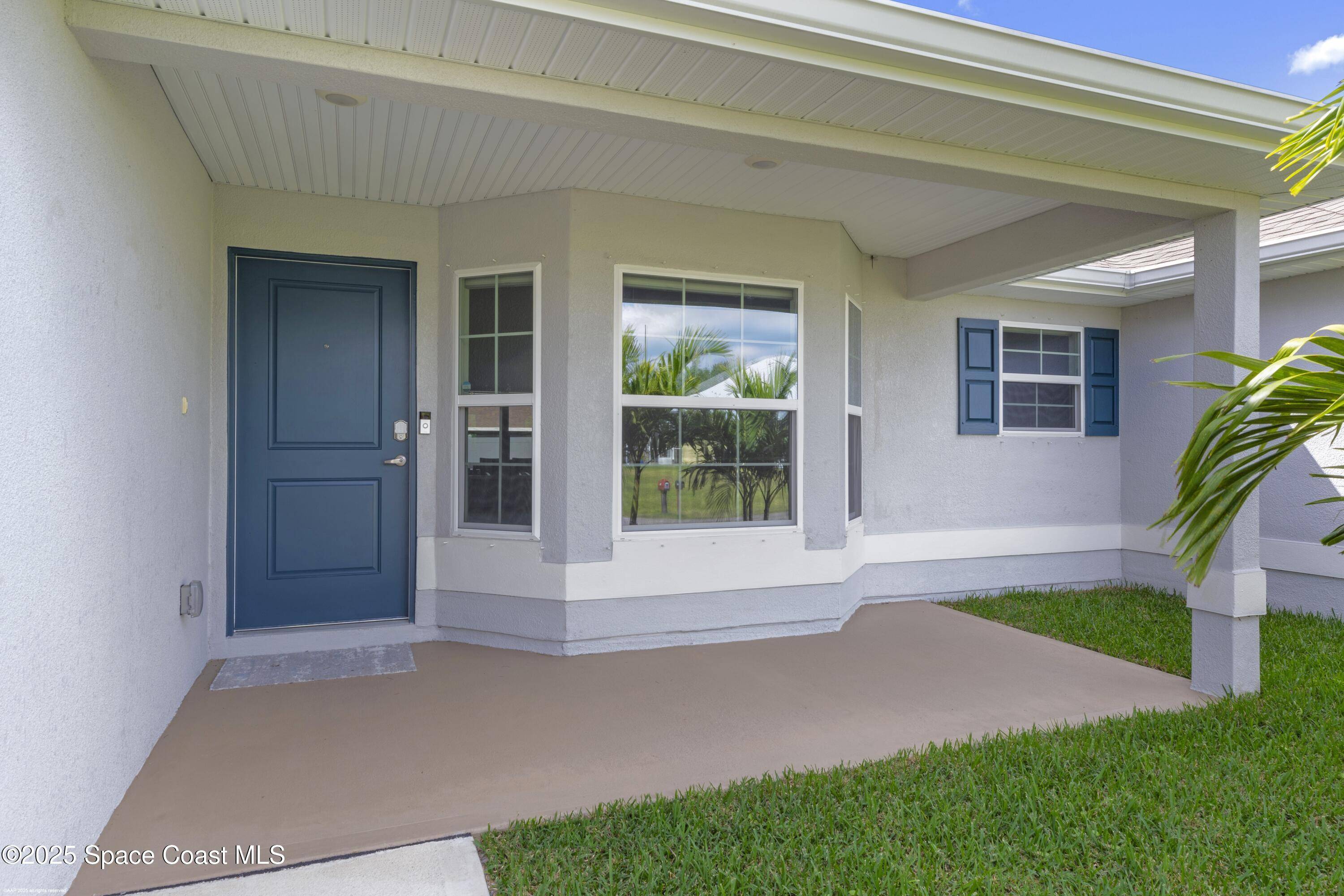 Sebastian, FL 32958,792 Capon TER