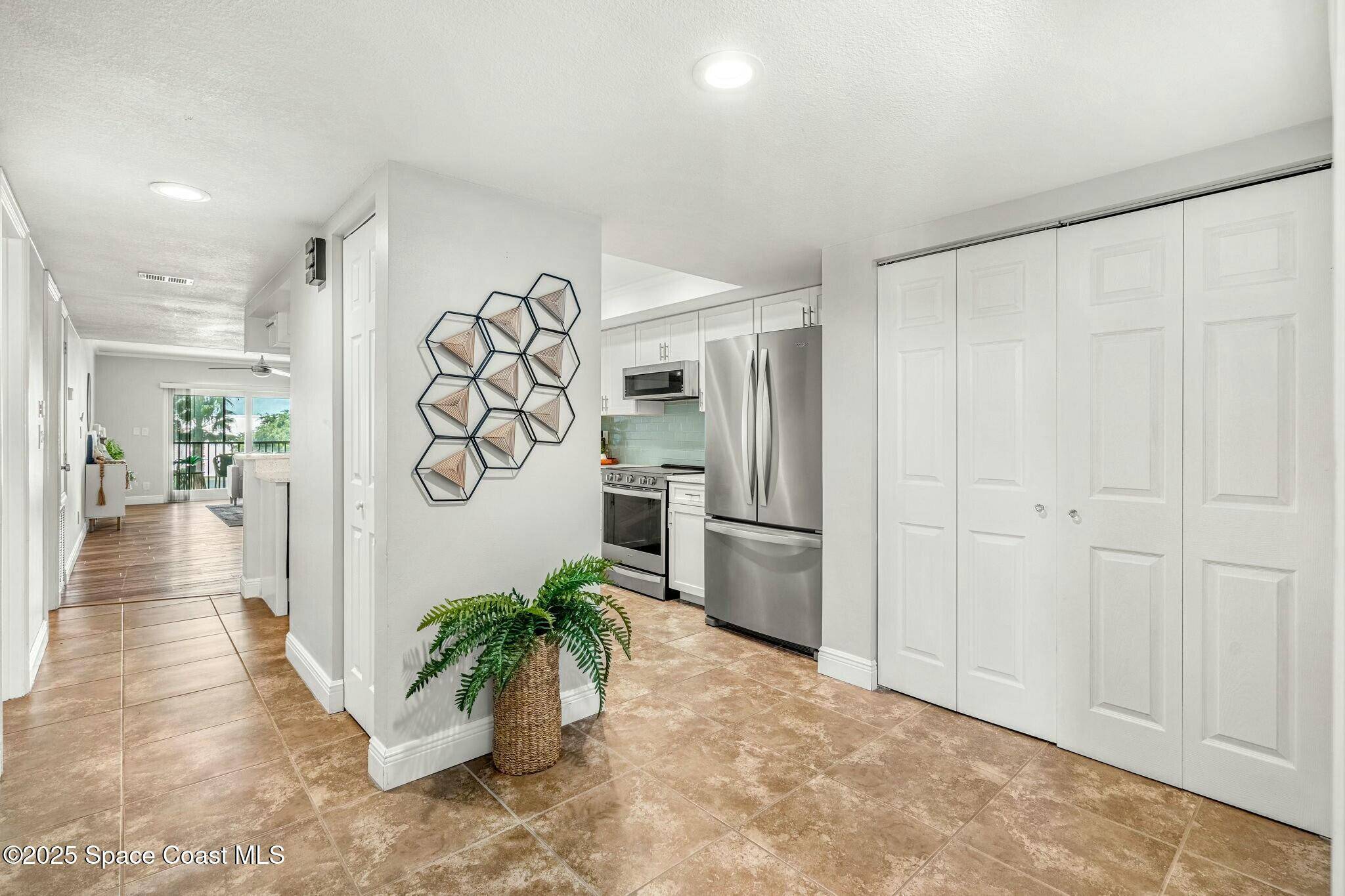 Cocoa Beach, FL 32931,3165 N Atlantic AVE #305