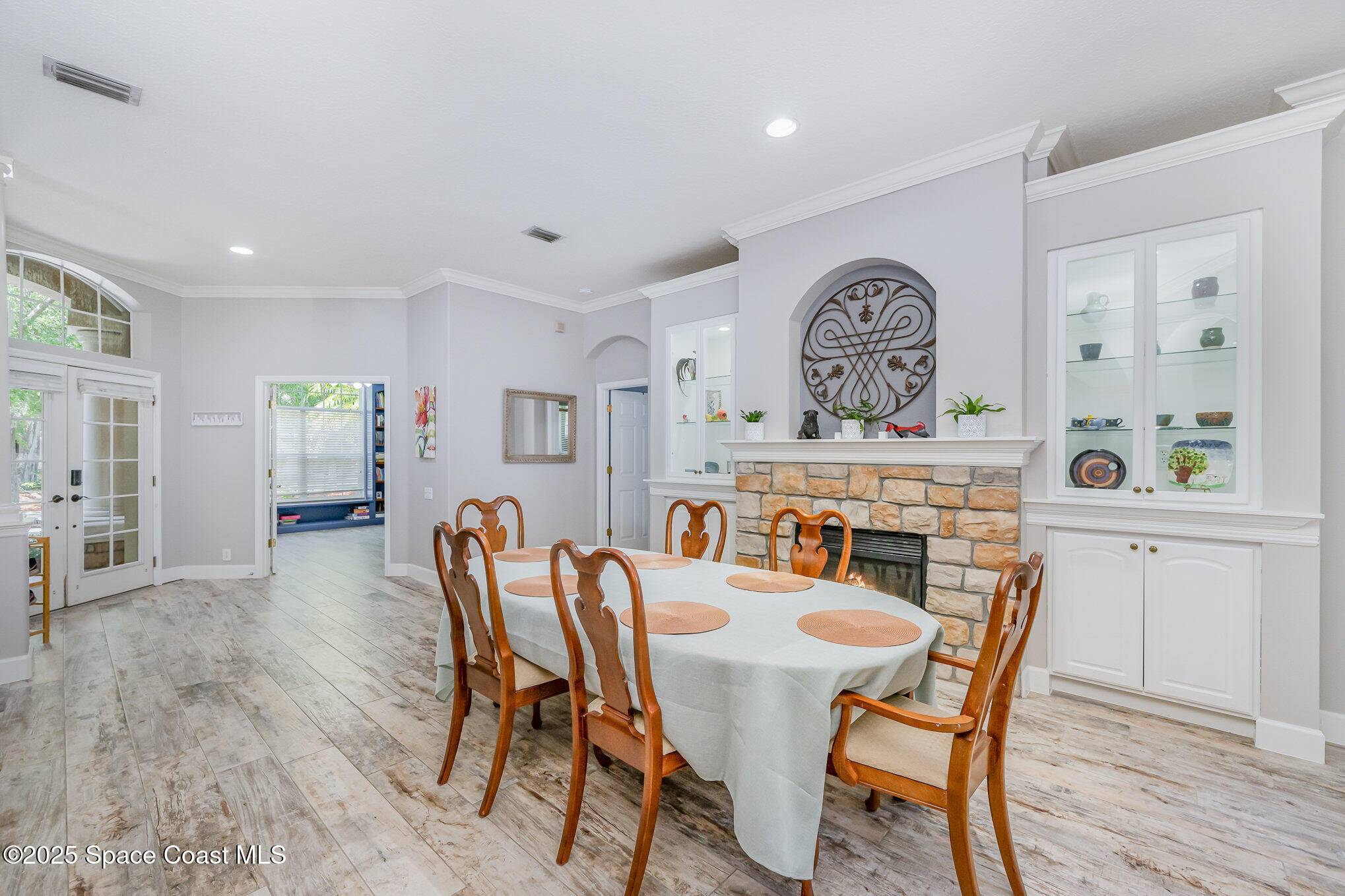Merritt Island, FL 32952,195 Alameda DR