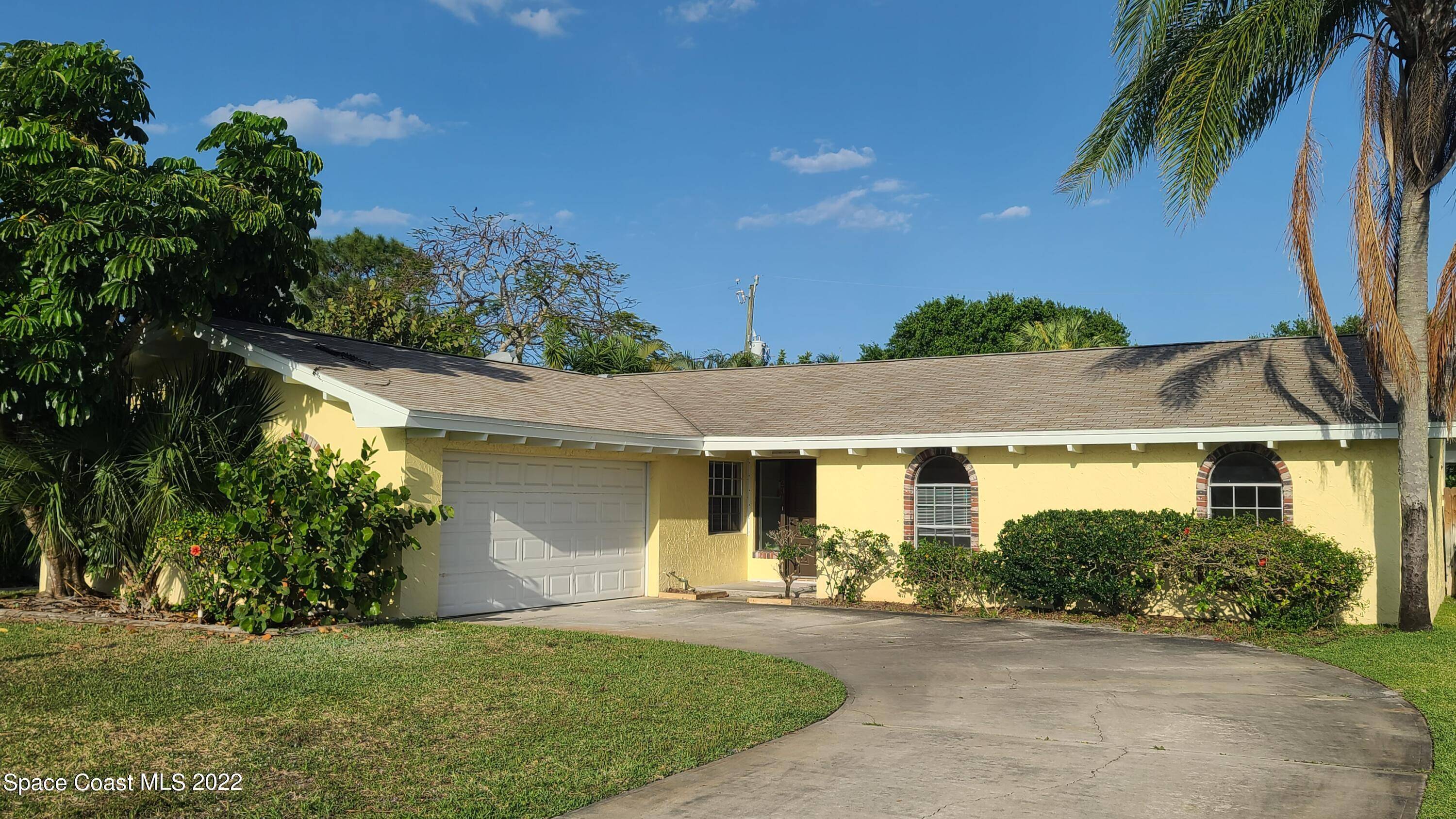Indian Harbour Beach, FL 32937,231 Shore LN