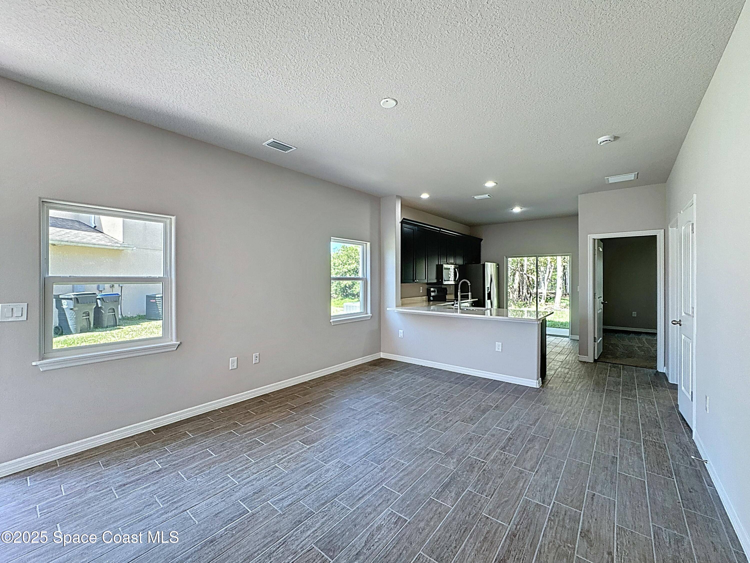 Titusville, FL 32780,512 L M Davey LN