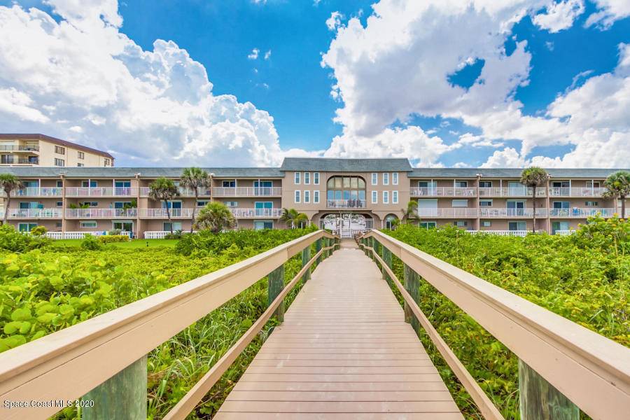 Cocoa Beach, FL 32931,3150 N Atlantic AVE #2-220