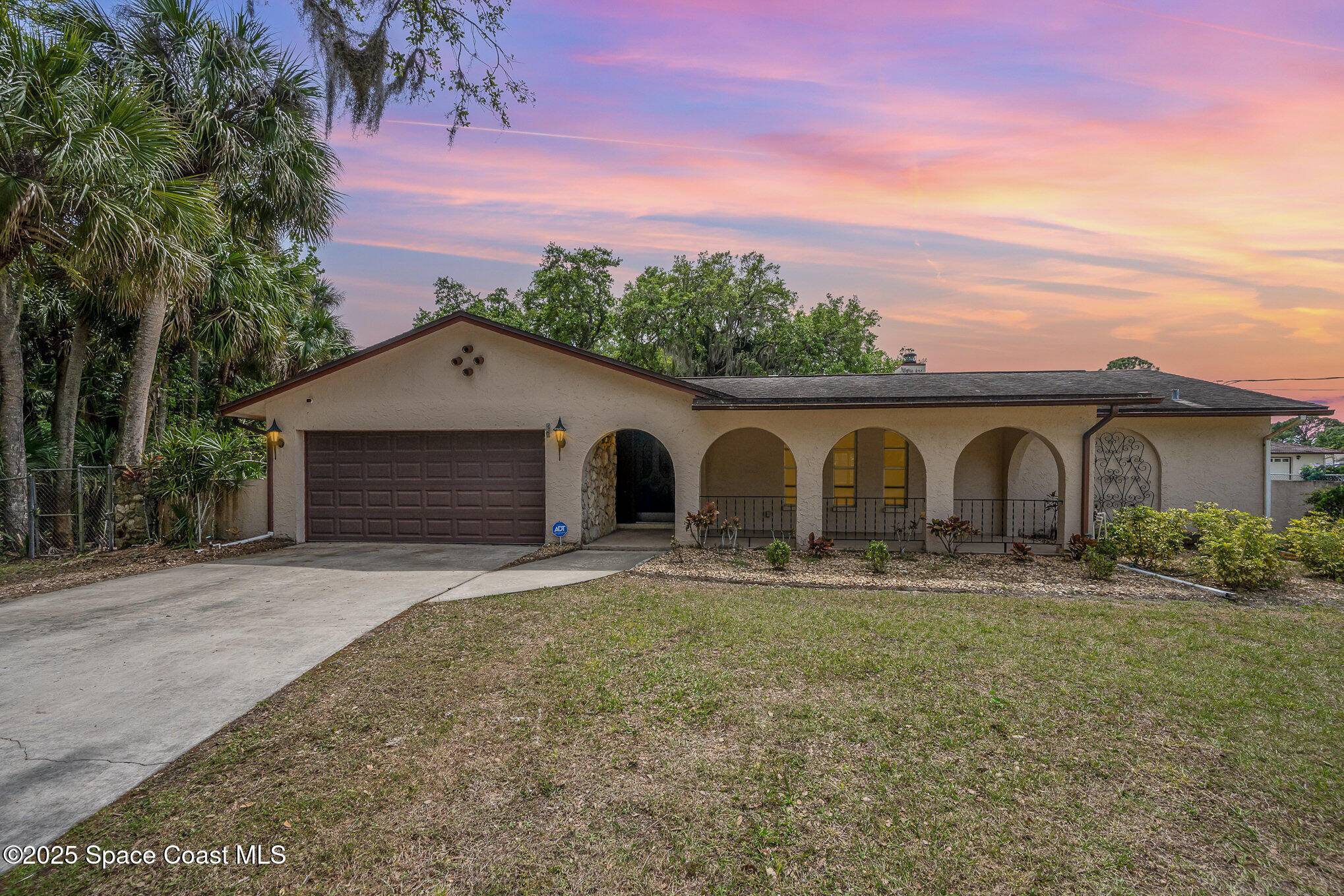 Merritt Island, FL 32953,295 Eagle LN