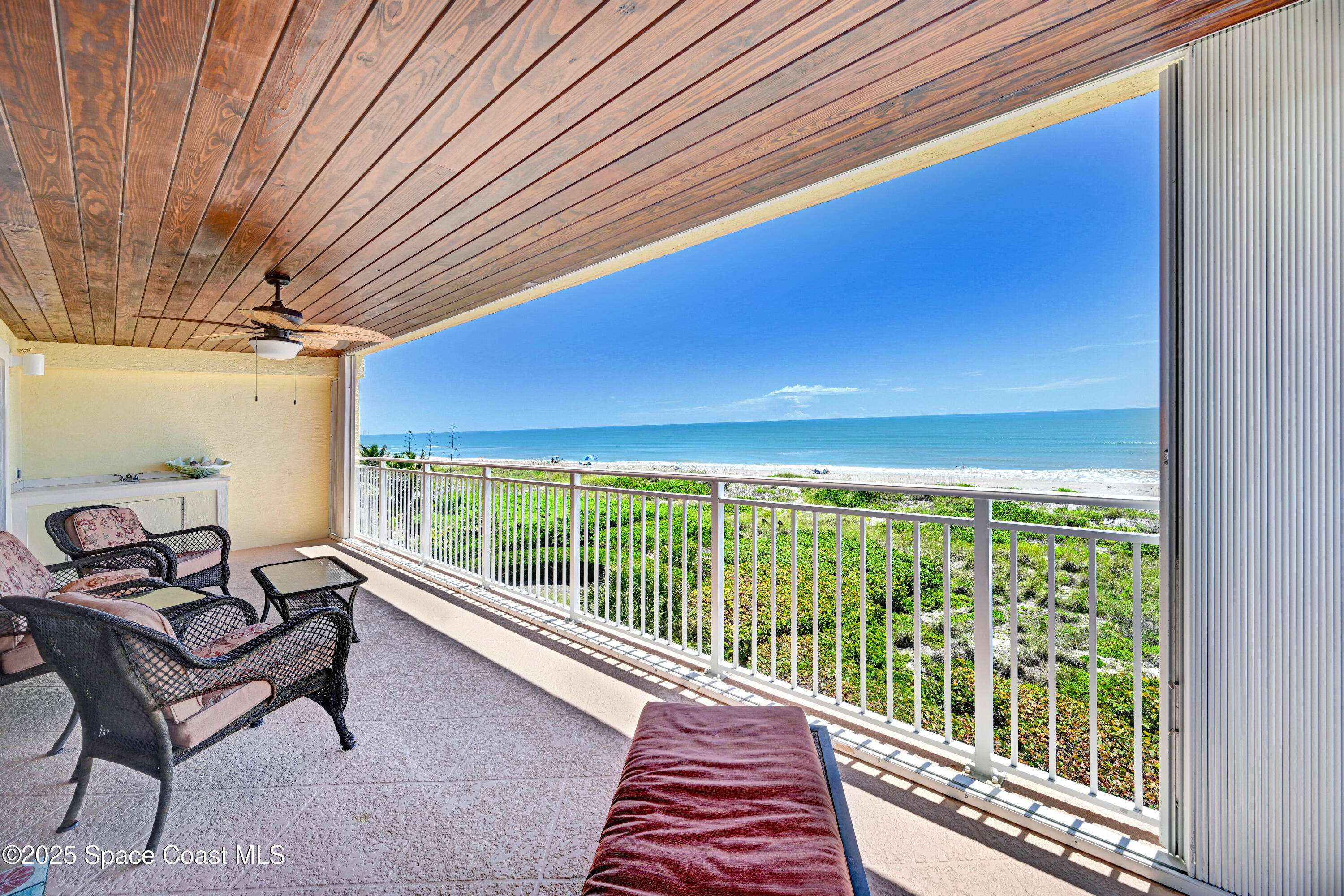Cocoa Beach, FL 32931,3409 S Atlantic AVE #403
