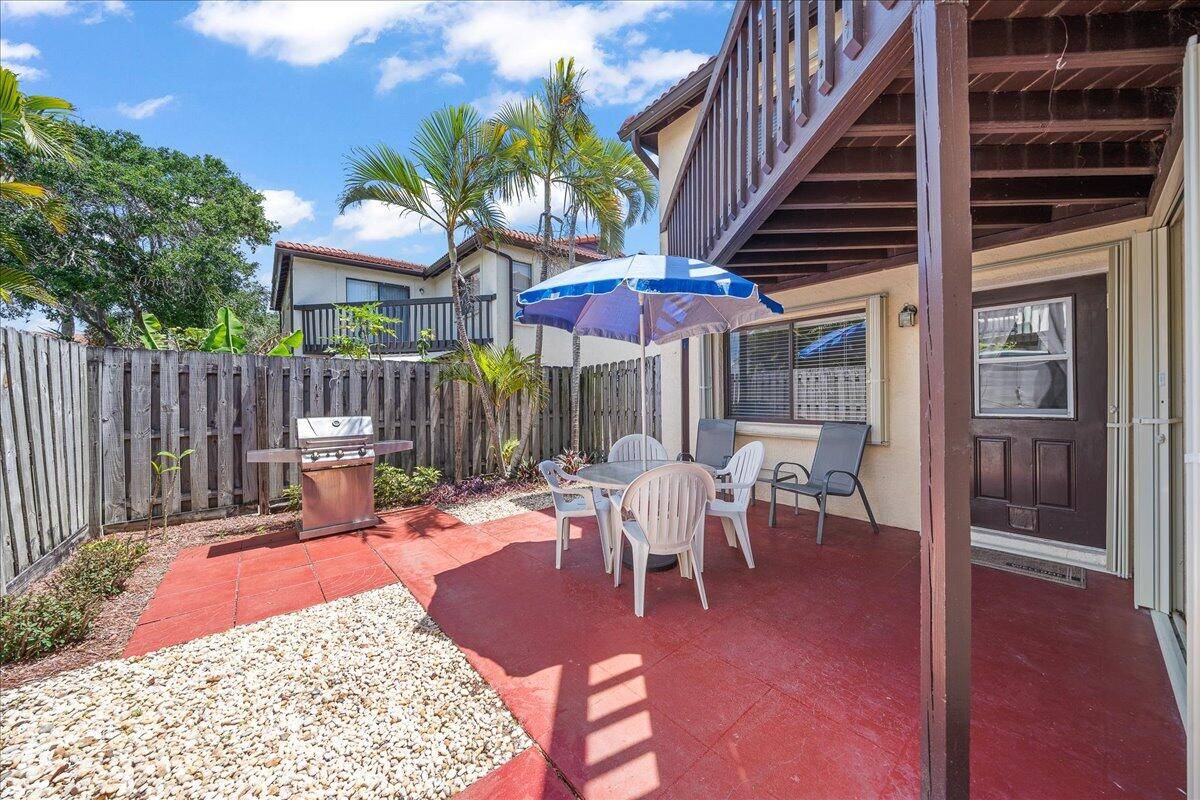 Melbourne Beach, FL 32951,3301 River Villa WAY