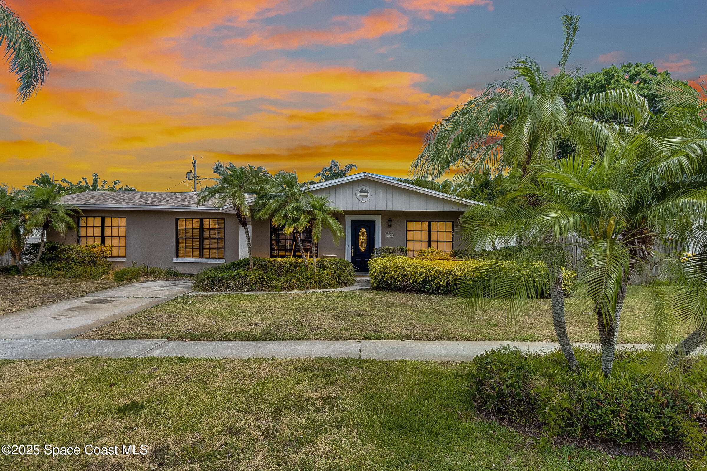 Melbourne, FL 32935,2180 Lakeview DR