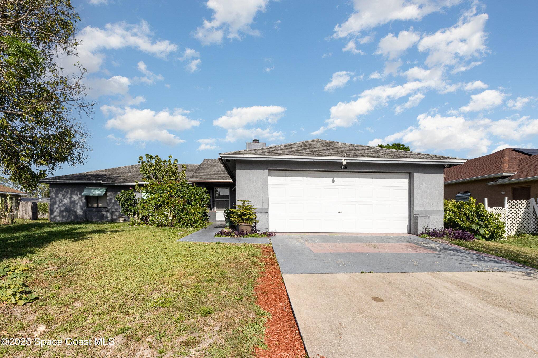 Palm Bay, FL 32907,857 Gillen AVE NW