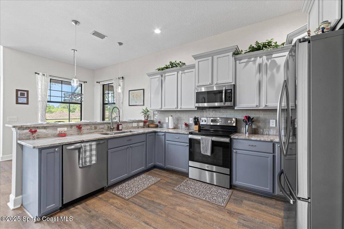 Palm Bay, FL 32909,2100 Windbrook DR SE