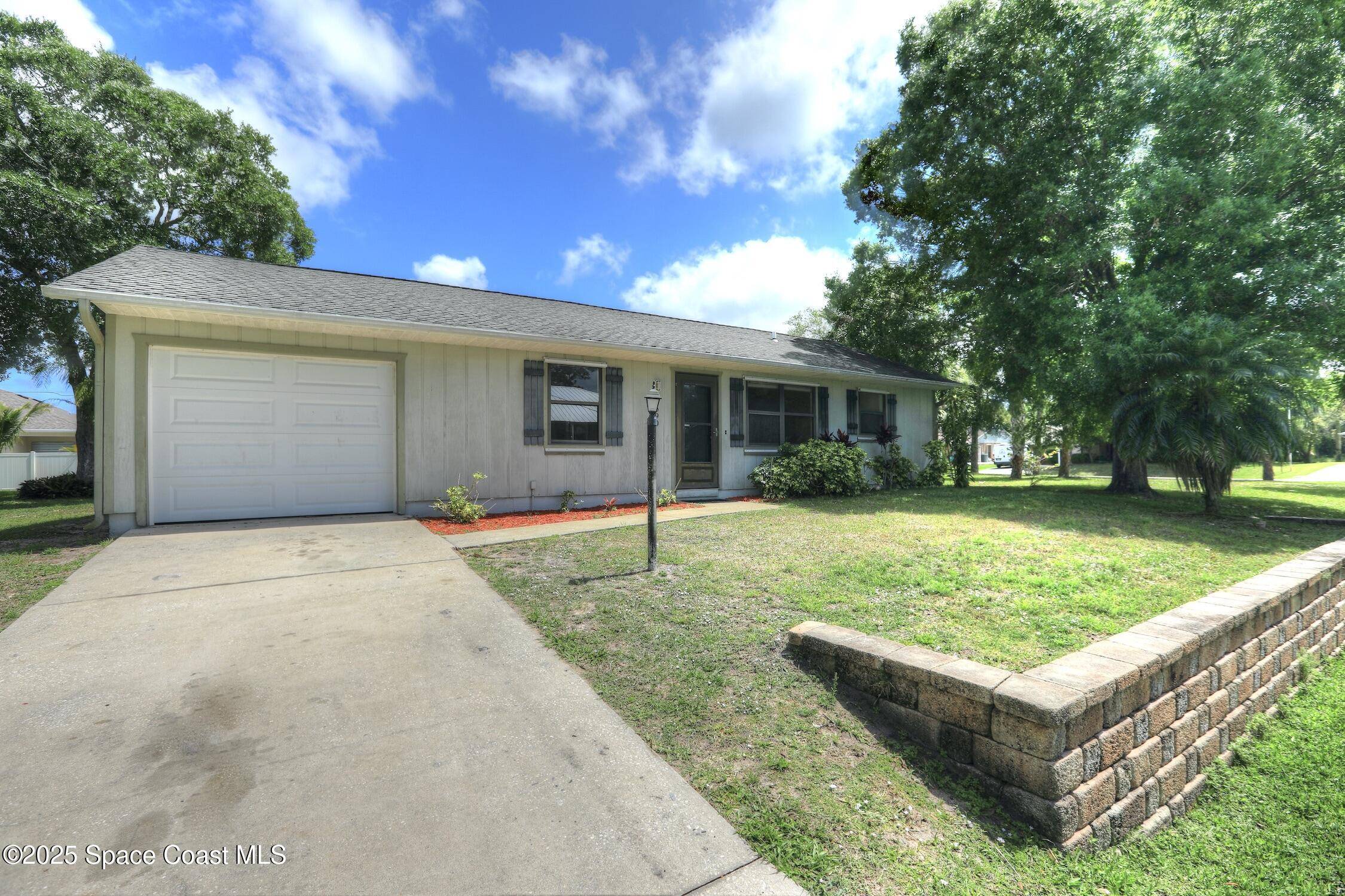 Sebastian, FL 32958,1690 Seahouse ST