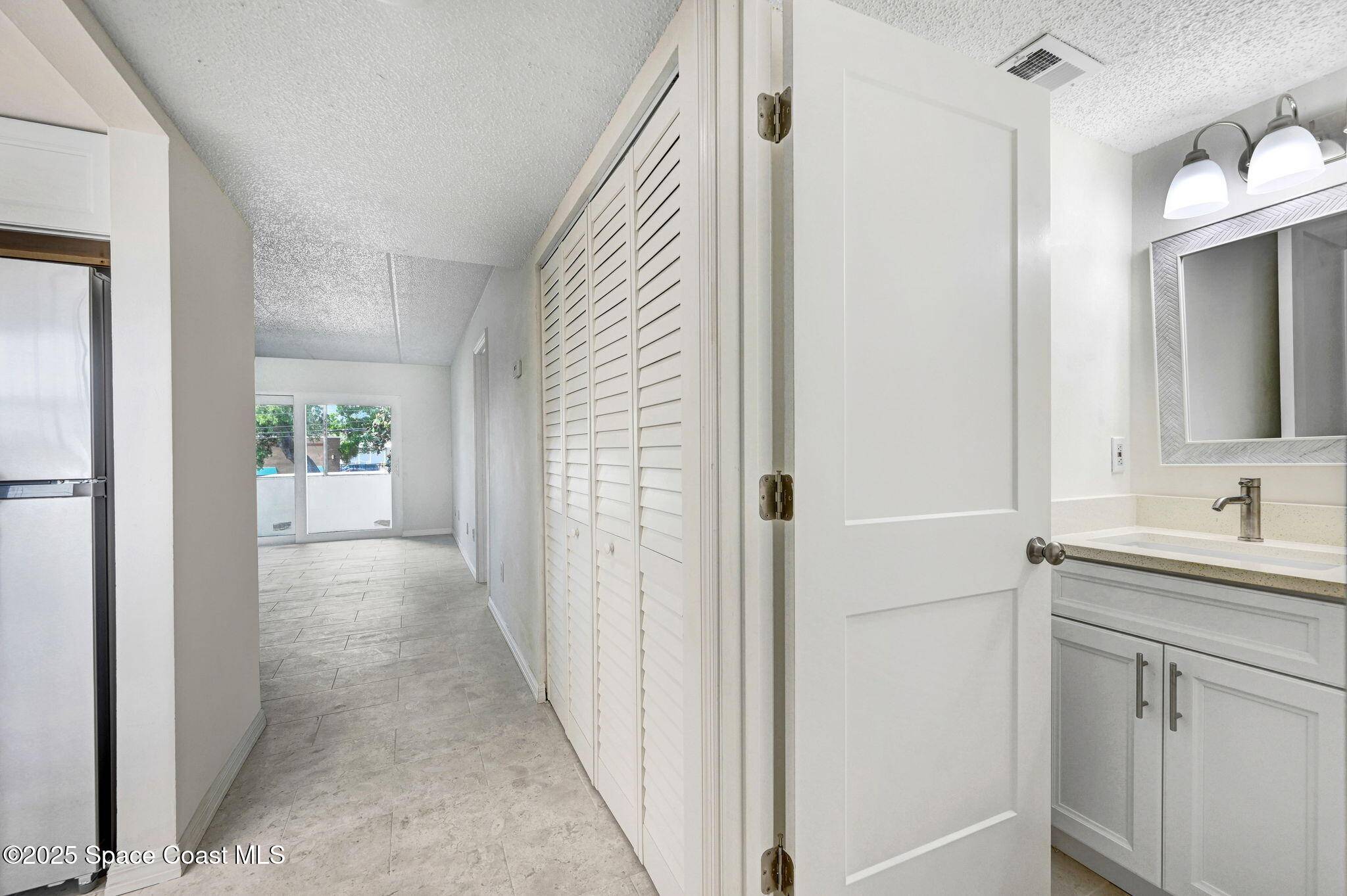 Melbourne, FL 32935,1001 W Eau Gallie BLVD #203