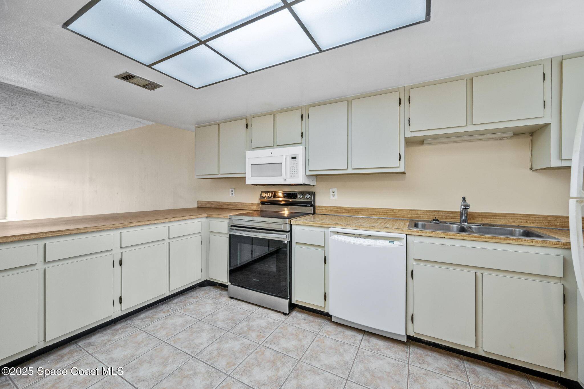 Melbourne, FL 32940,315 Tangle Run BLVD #1016