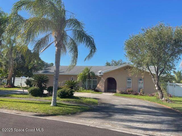 Palm Bay, FL 32905,914 Waialae CIR NE