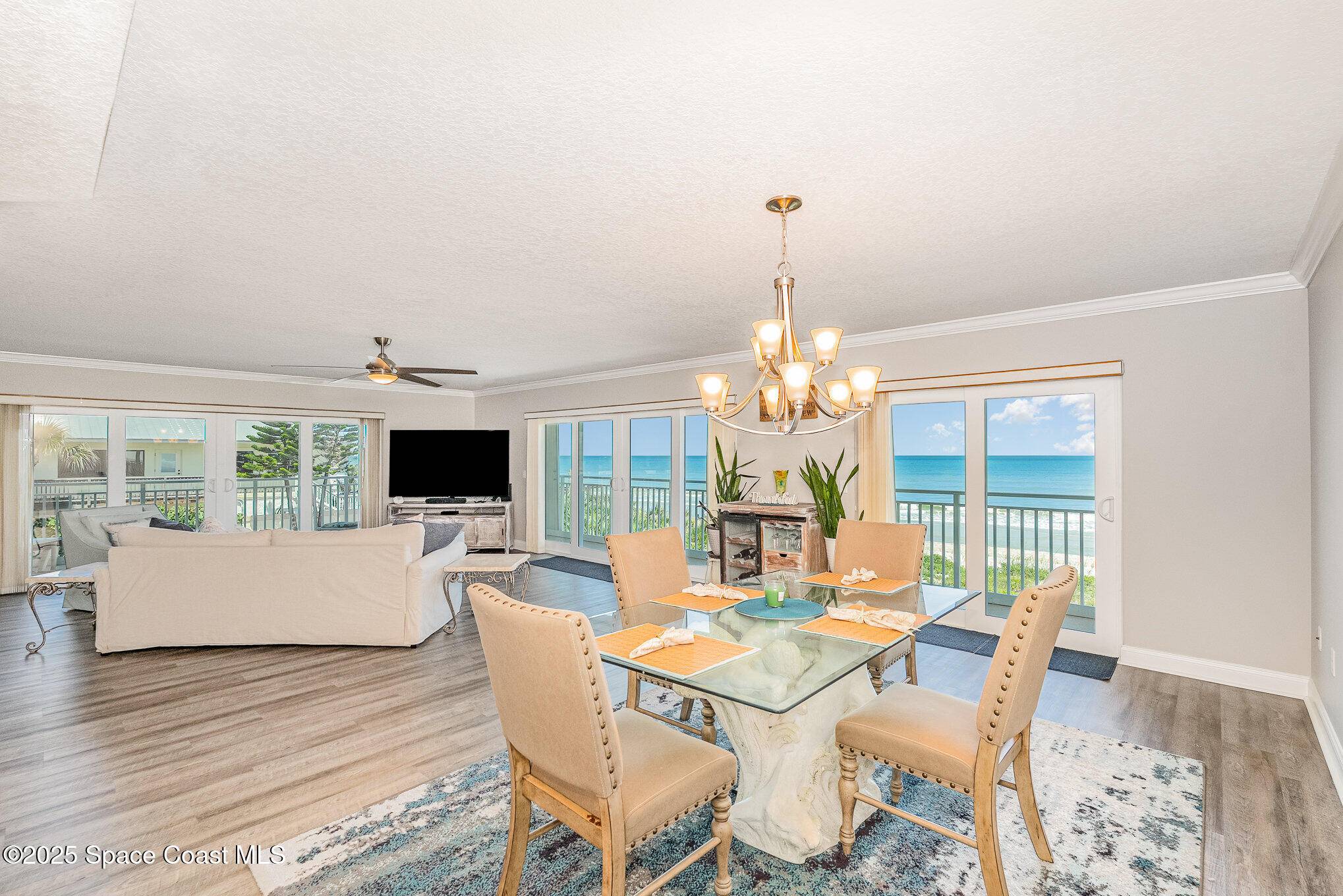 Indian Harbour Beach, FL 32937,1907 Jimmy Buffett Mem HWY #201