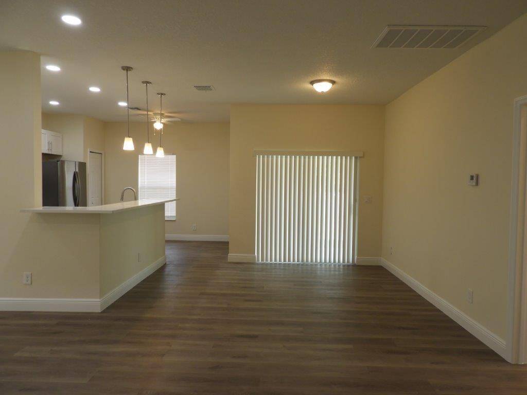 Palm Bay, FL 32907,456 Iroquois AVE NW