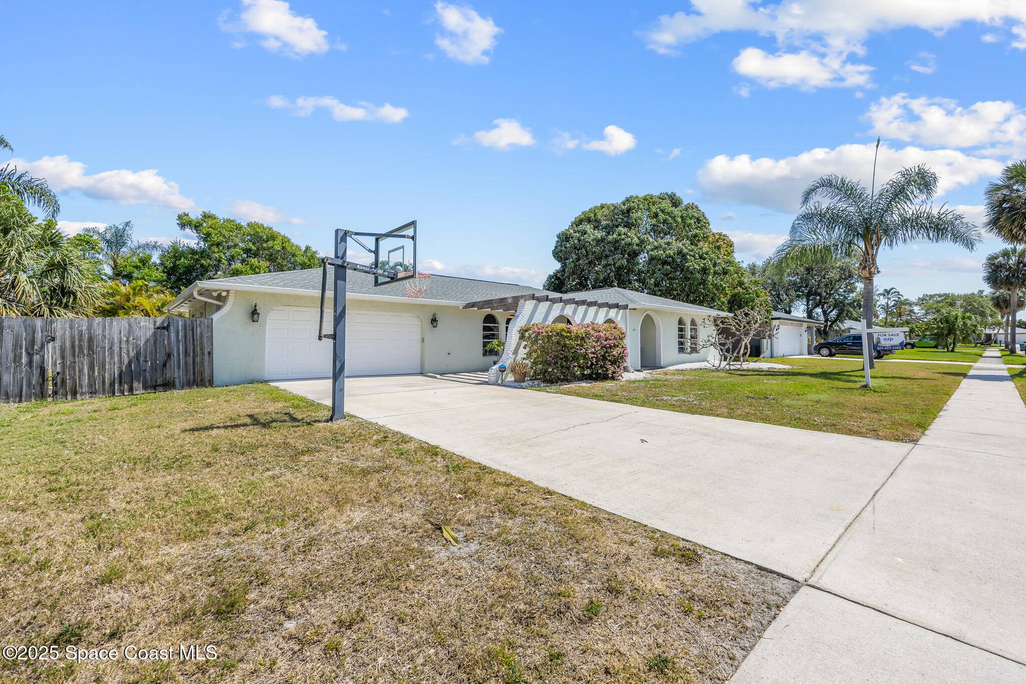 Indialantic, FL 32903,430 Rio LN