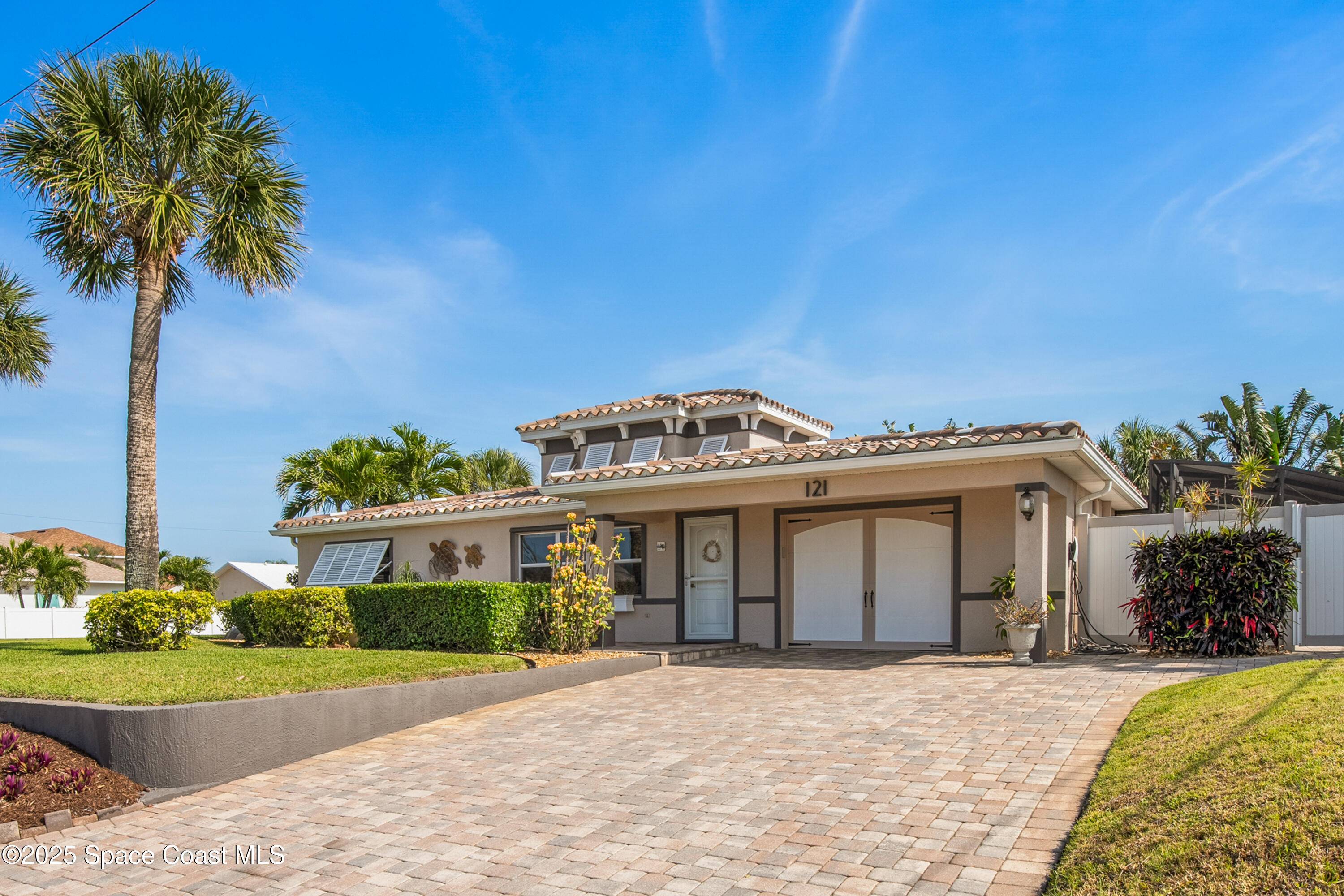 Satellite Beach, FL 32937,121 Desoto Pkwy