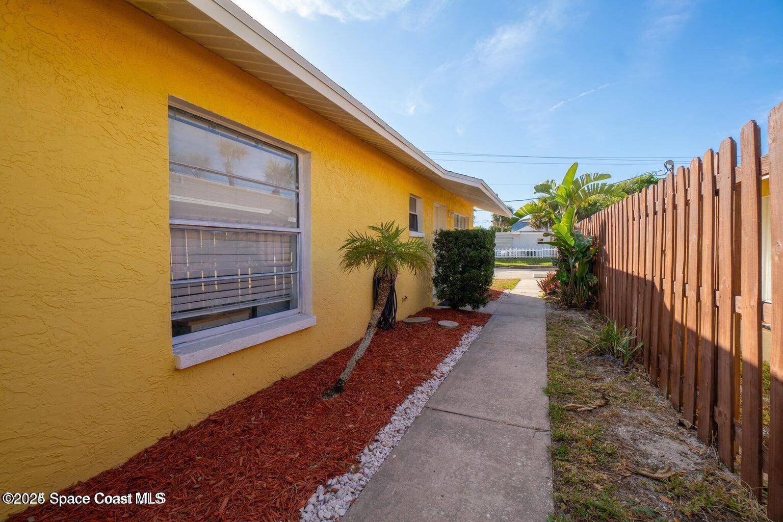 Cocoa Beach, FL 32931,306 Arthur AVE
