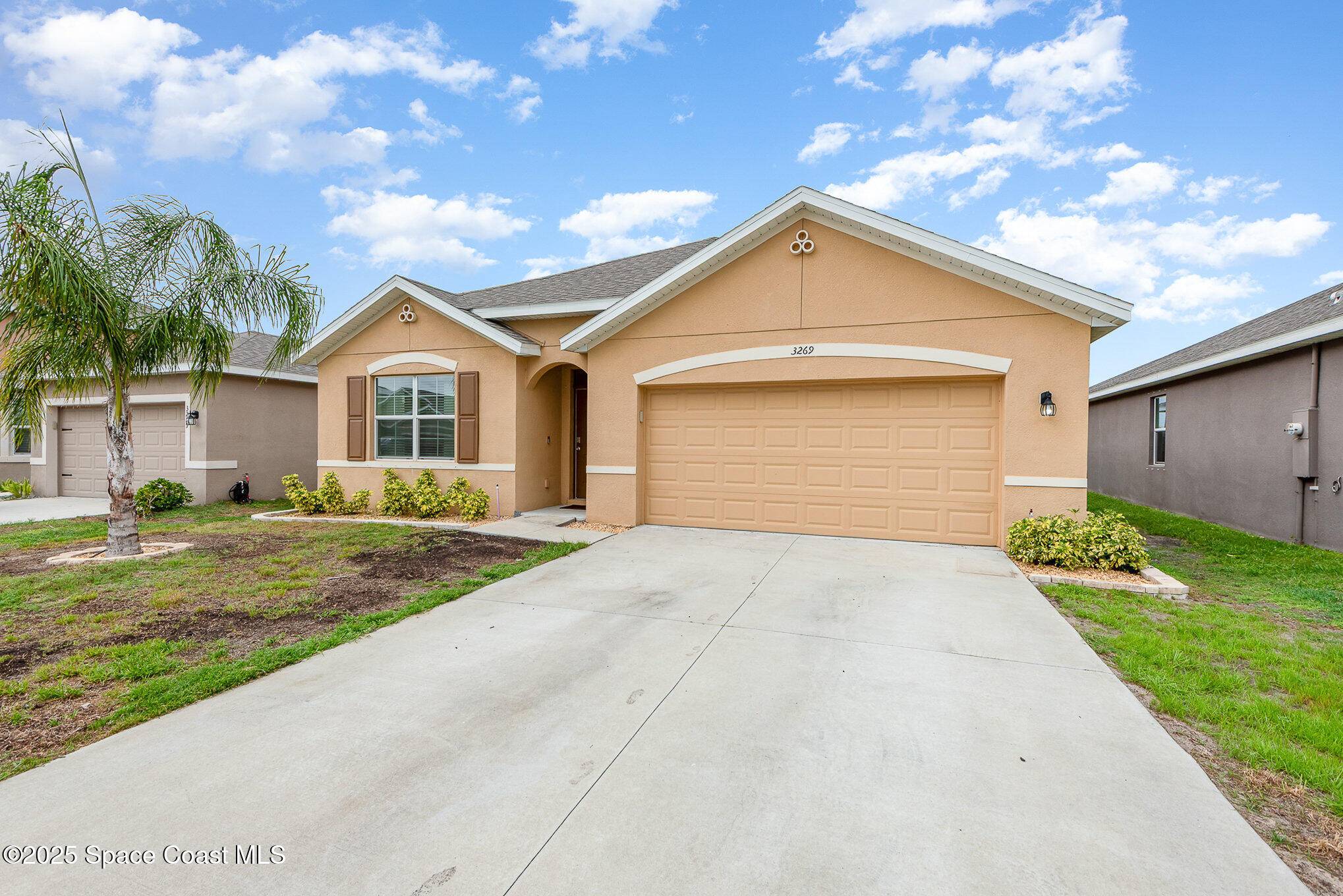 Mims, FL 32754,3269 Burrowing Owl DR