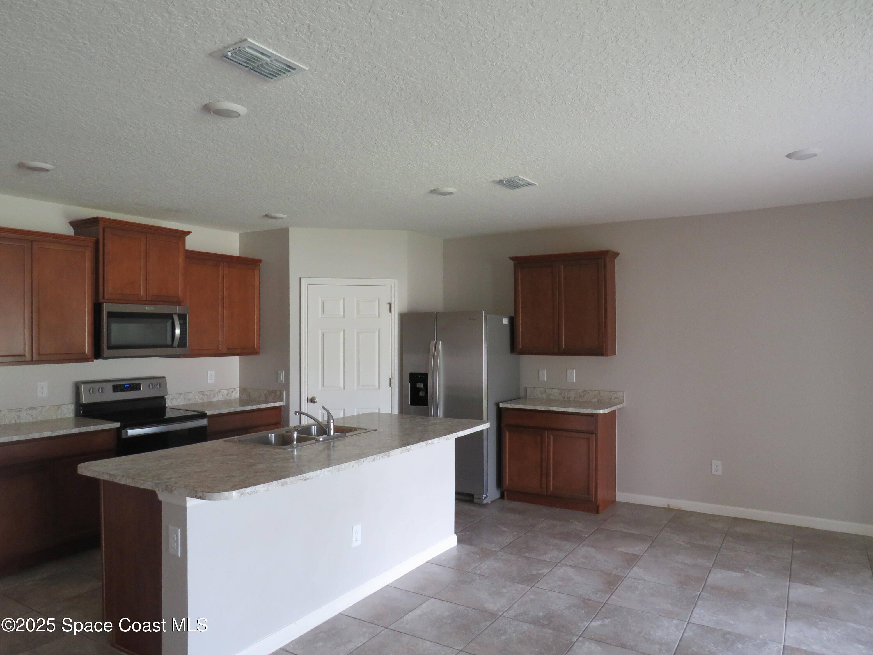 Mims, FL 32754,3548 Loggerhead LN
