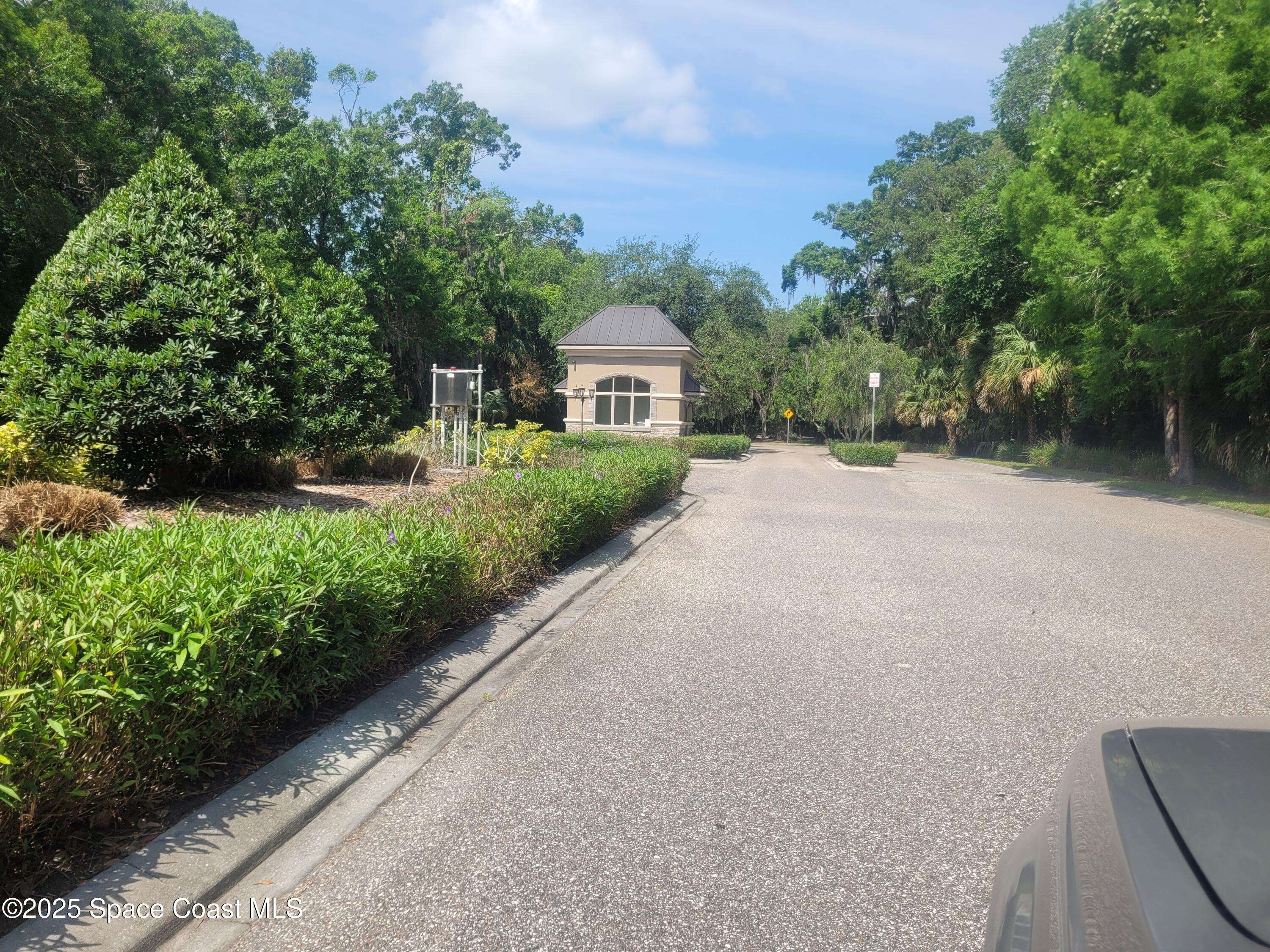 Mims, FL 32754,3548 Loggerhead LN