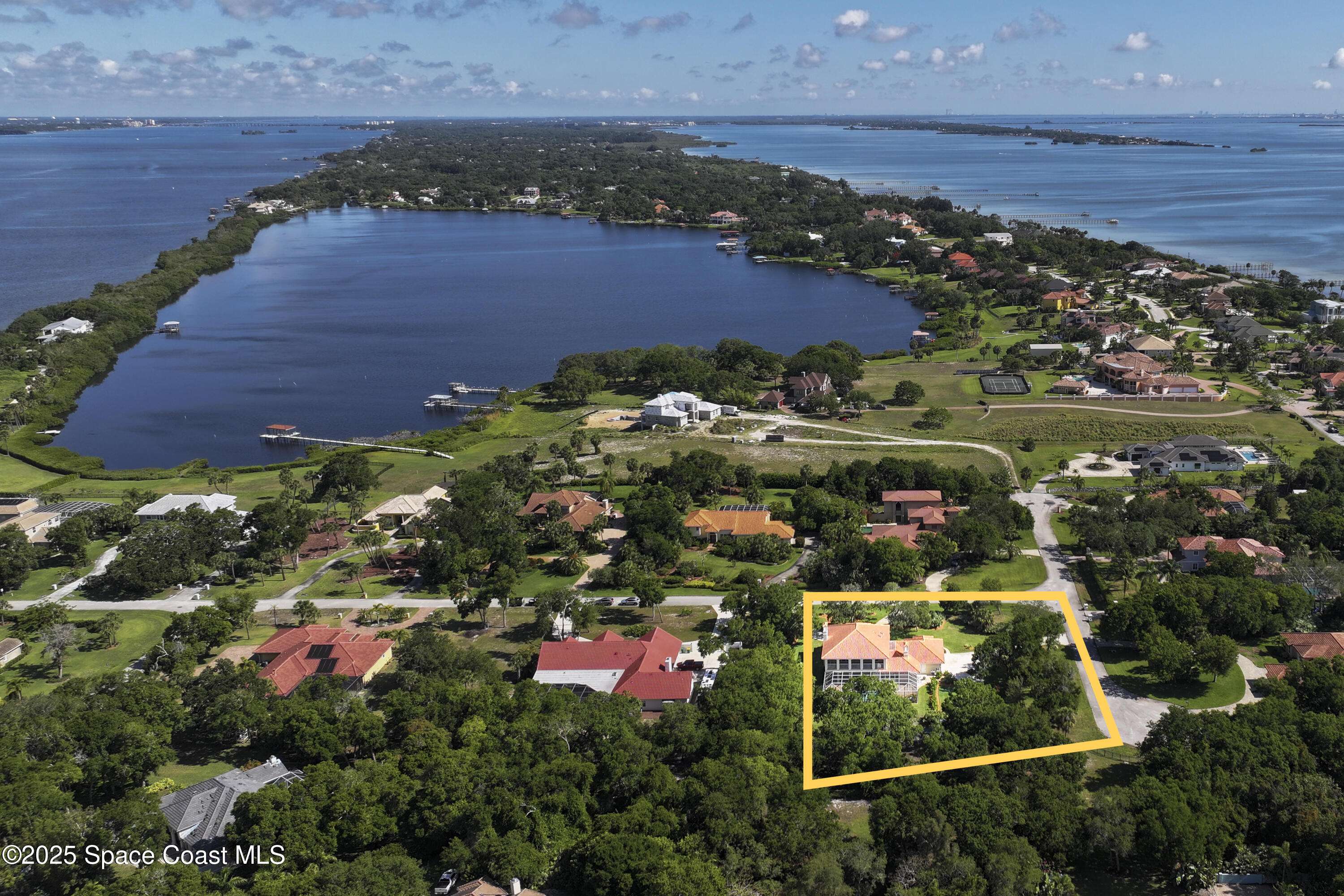 Merritt Island, FL 32952,175 Stewart DR
