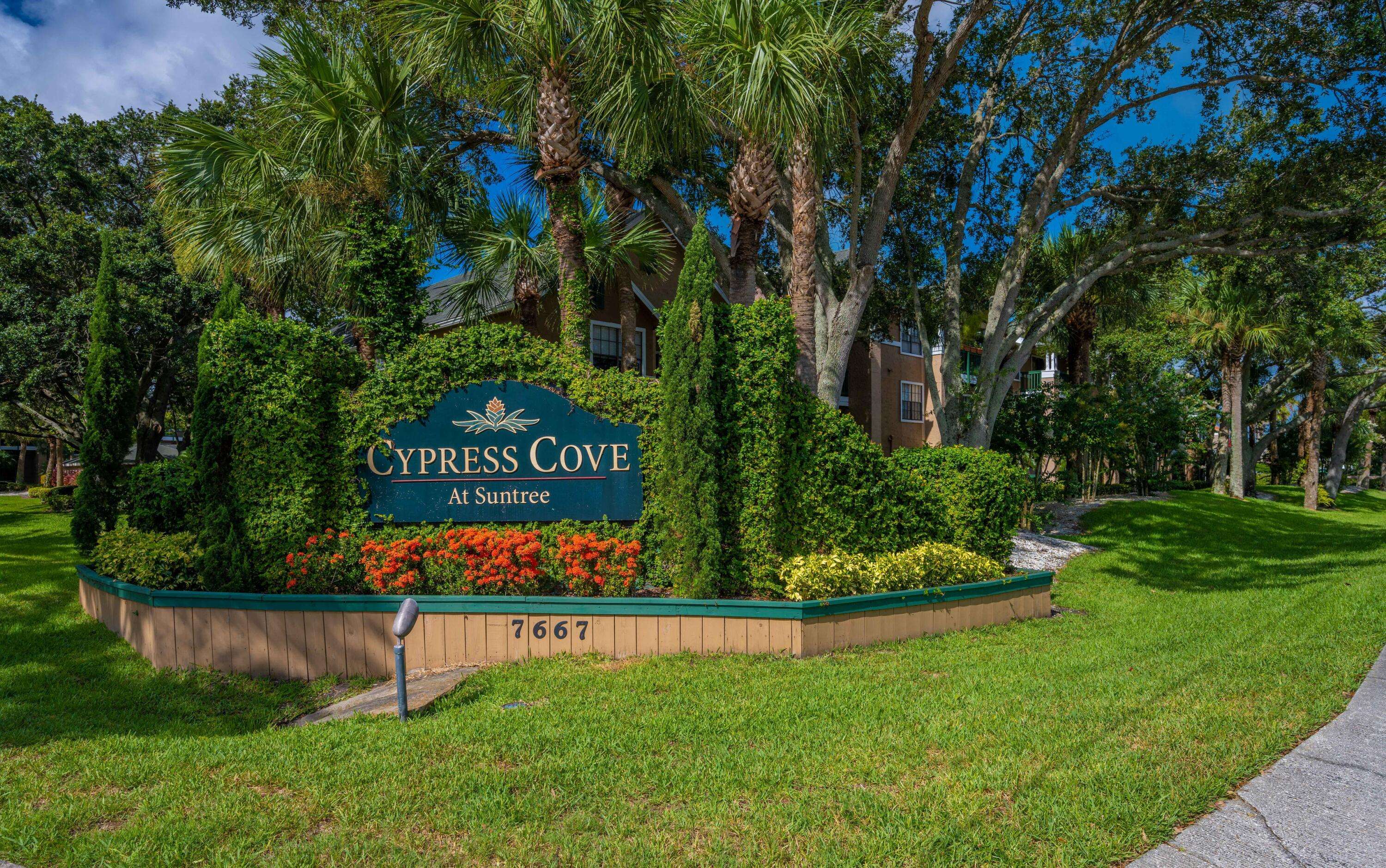 Melbourne, FL 32940,7667 N Wickham RD #813