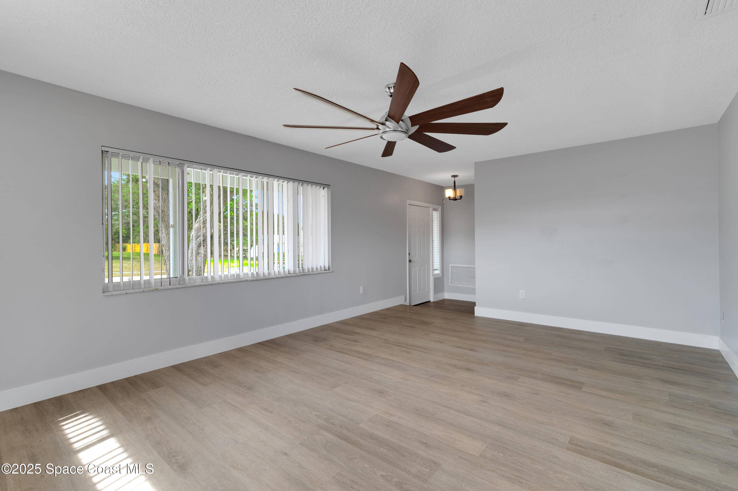 Melbourne, FL 32901,305 Darrow AVE