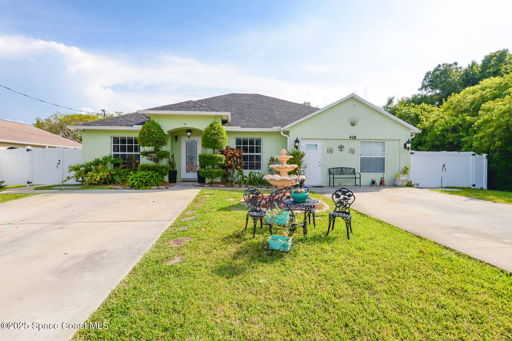 Port St. Lucie, FL 34984,418 SE Essex DR