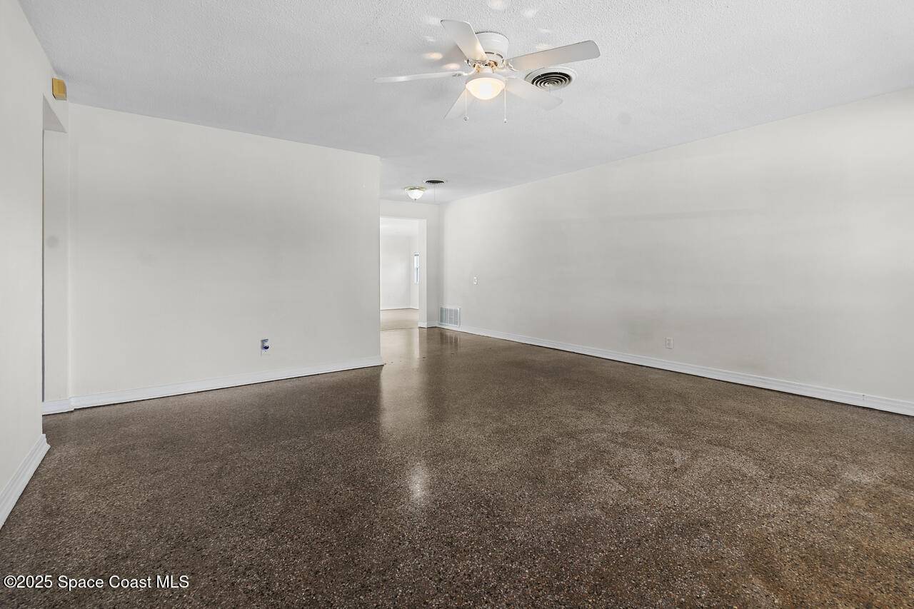 Daytona Beach, FL 32117,1340 Continental DR