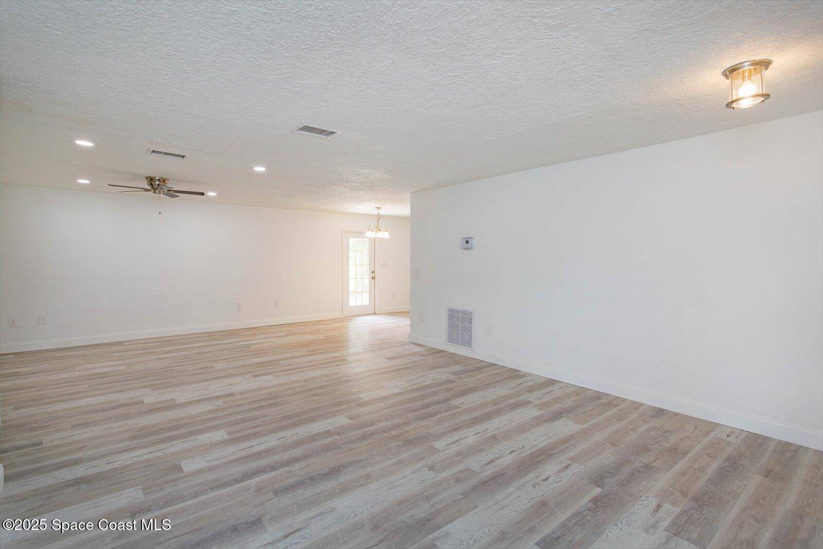 Palm Bay, FL 32909,129 Irvine AVE SE