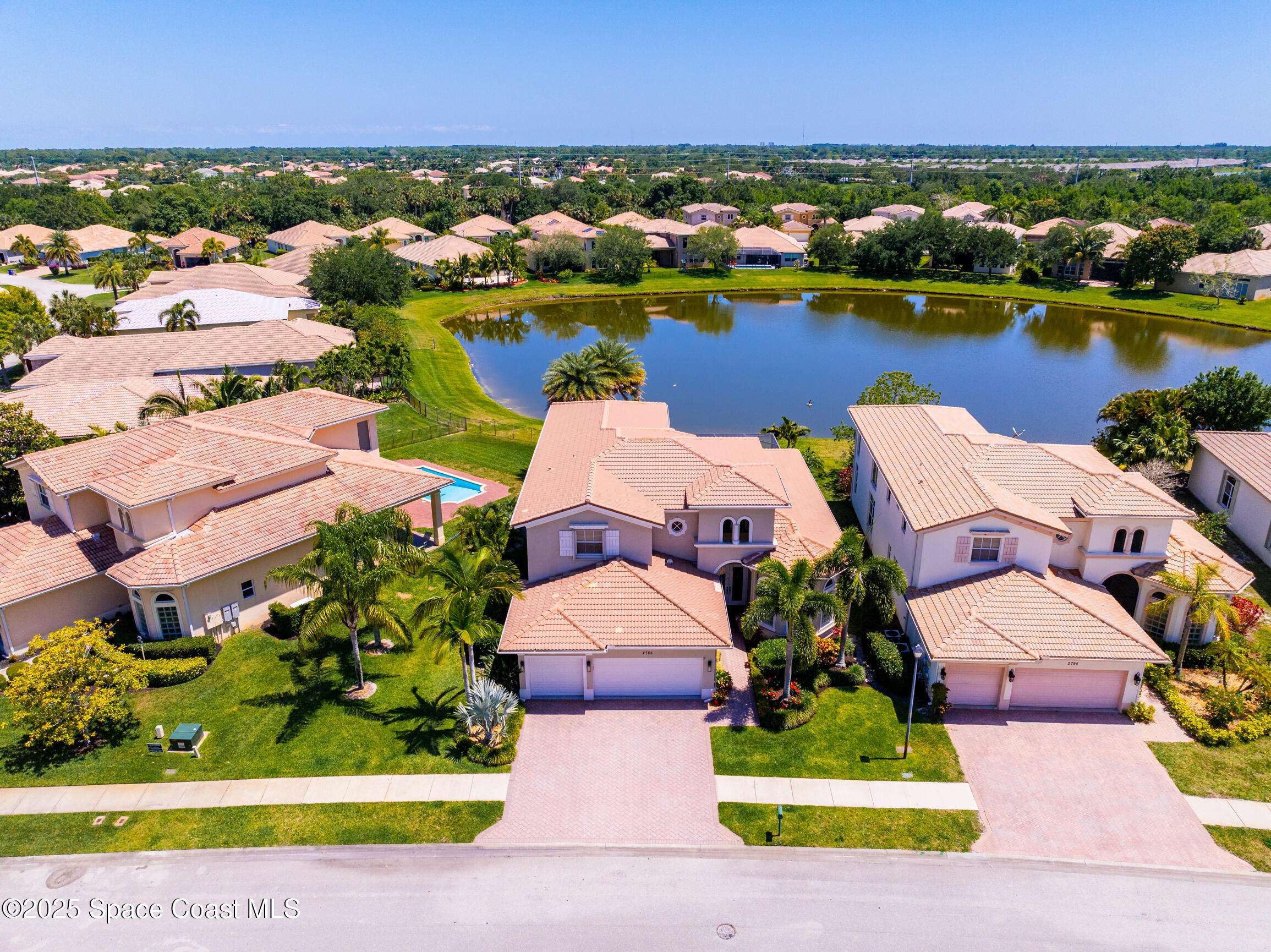 Vero Beach, FL 32968,2785 Grande Isle WAY SW
