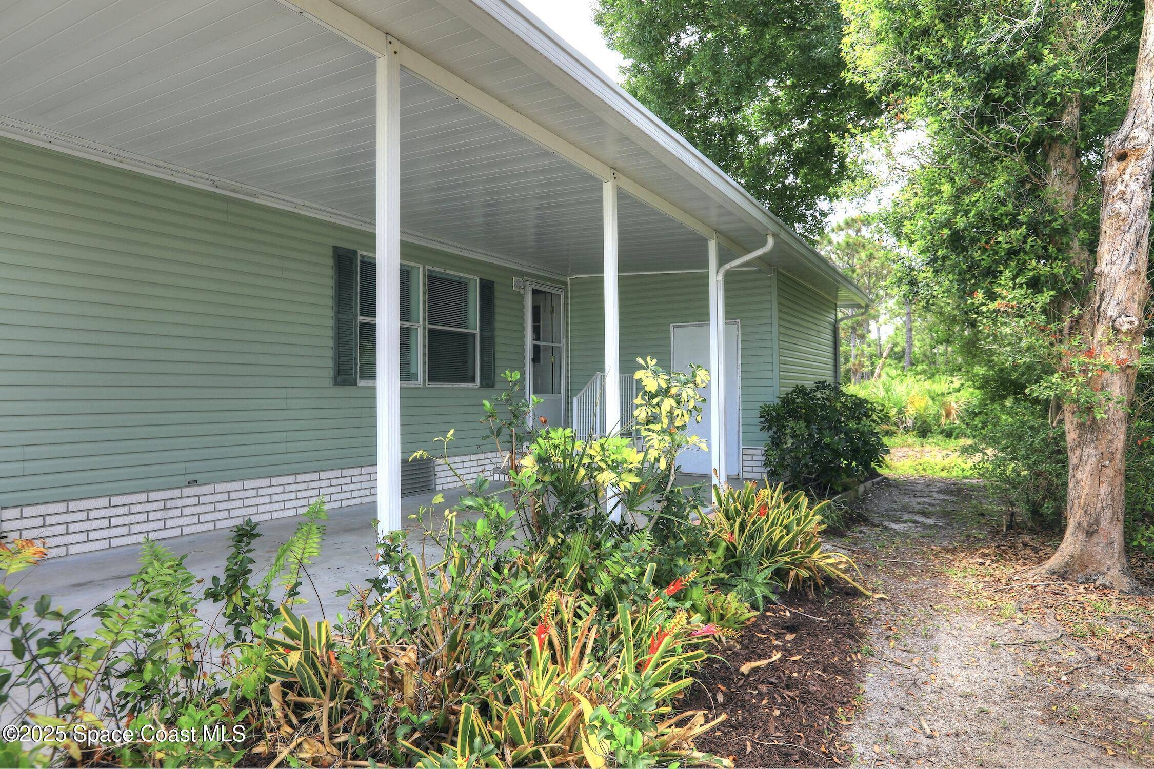 Barefoot Bay, FL 32976,208 Calico CT