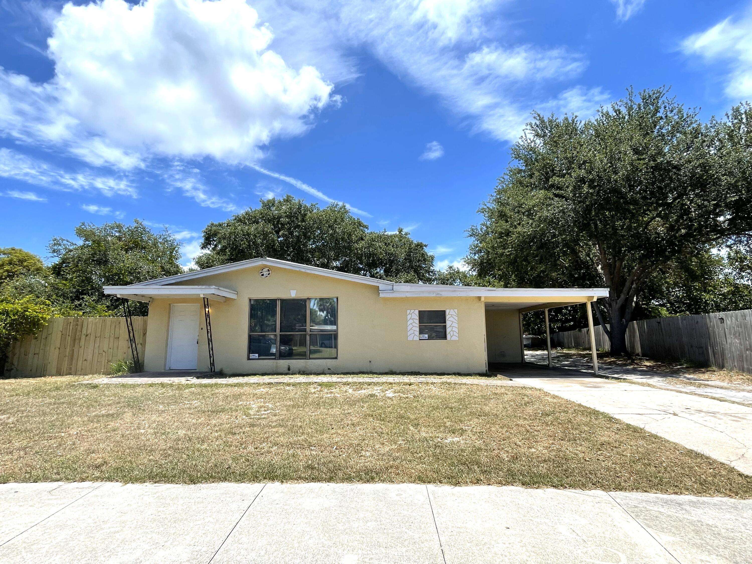 Melbourne, FL 32901,418 Rutgers AVE