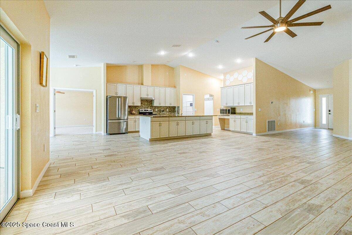 Palm Bay, FL 32908,1397 Danbury ST SW