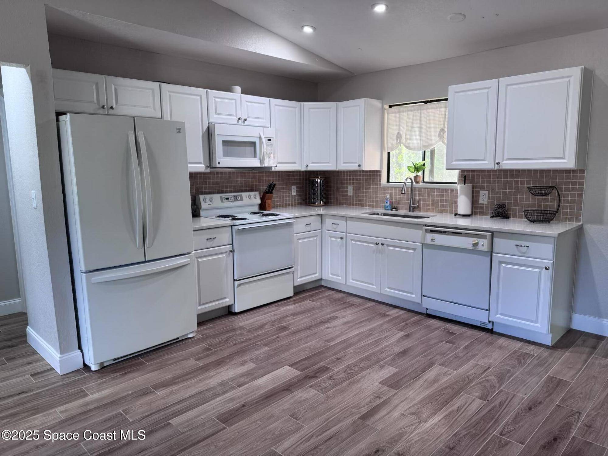 Palm Bay, FL 32908,871 Sanford ST SW