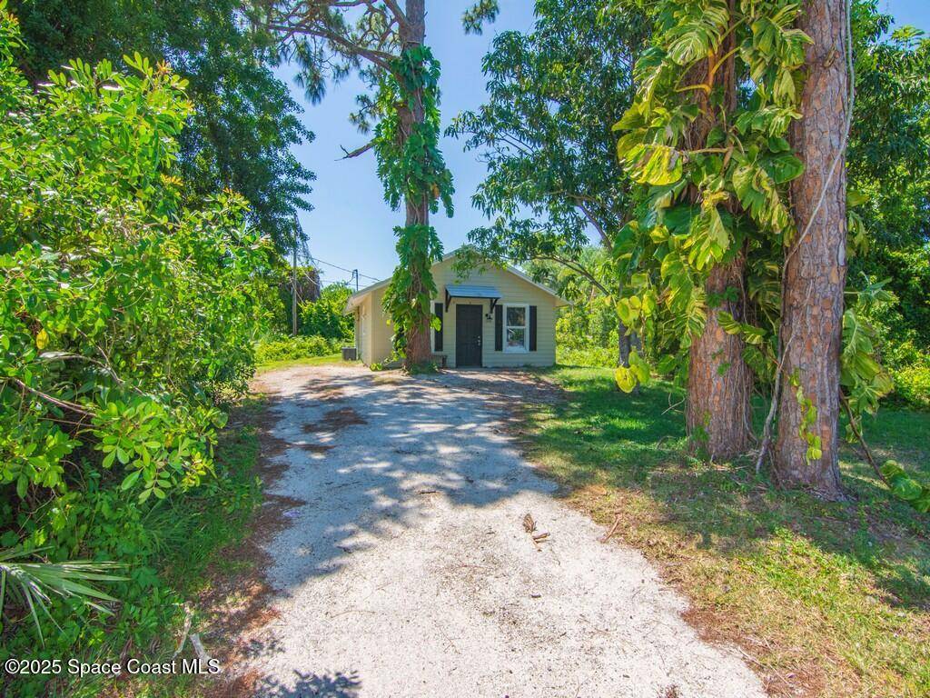 Vero Beach, FL 32962,1325 17th CT SW