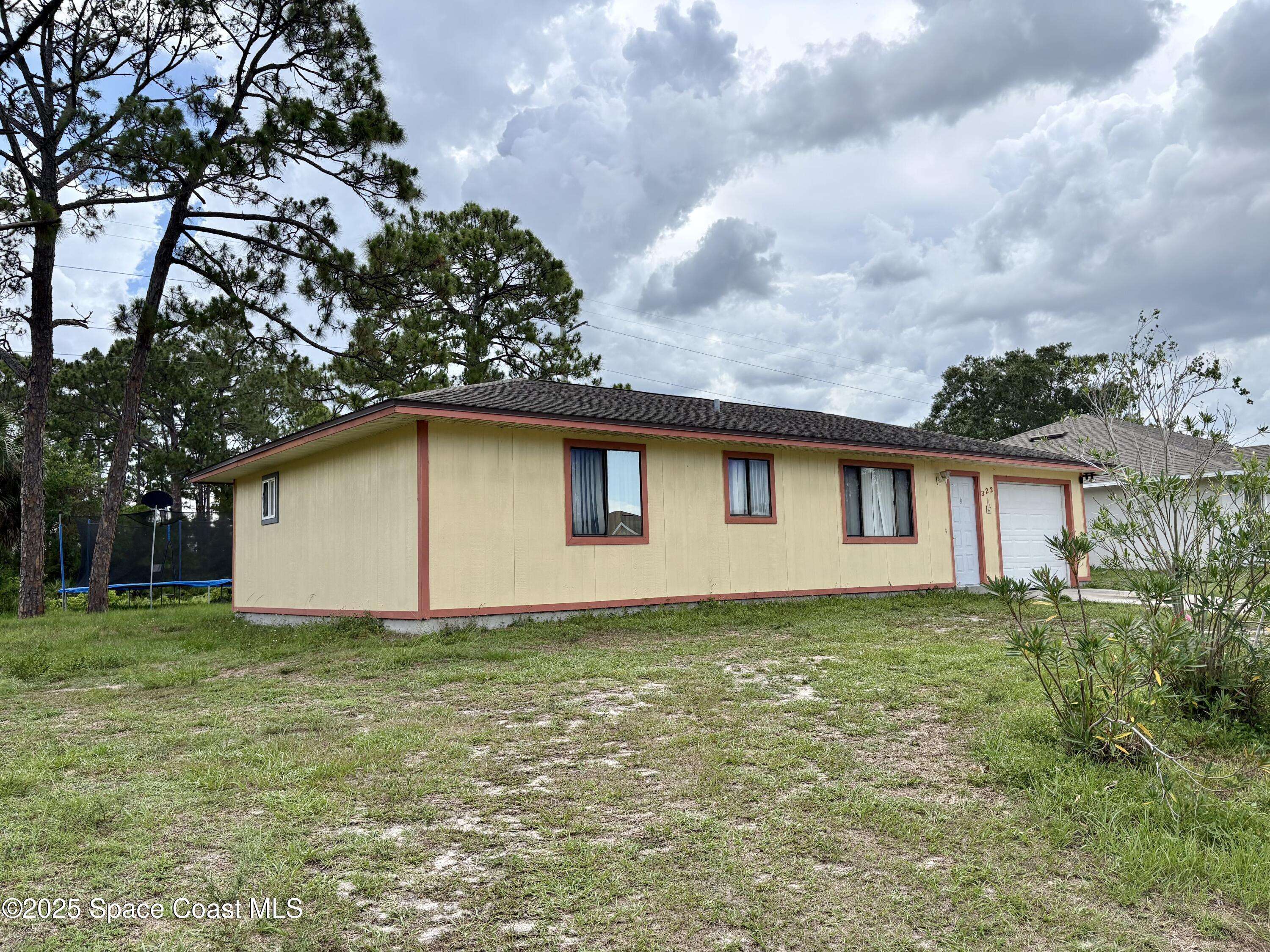 Palm Bay, FL 32907,322 Ixora AVE NW