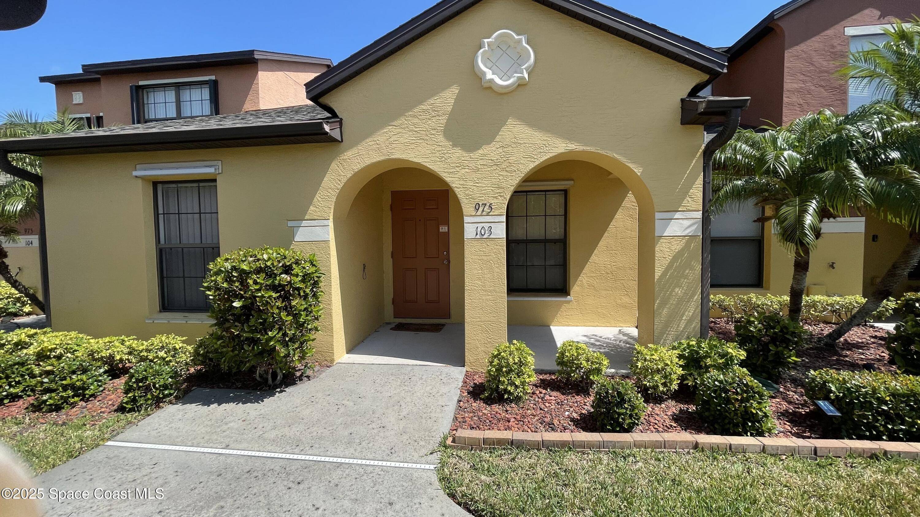 Melbourne, FL 32901,975 Luminary CIR #103