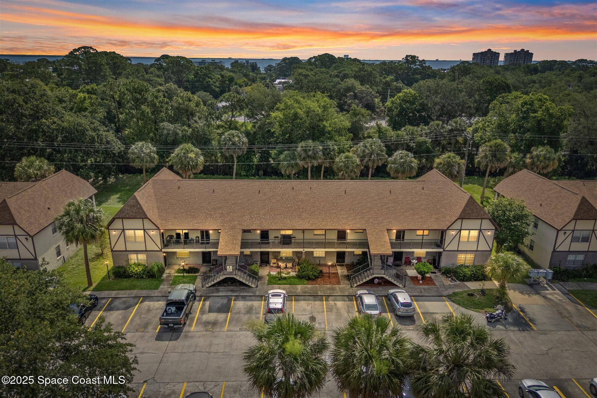Titusville, FL 32780,3093 Sir Hamilton CIR #10