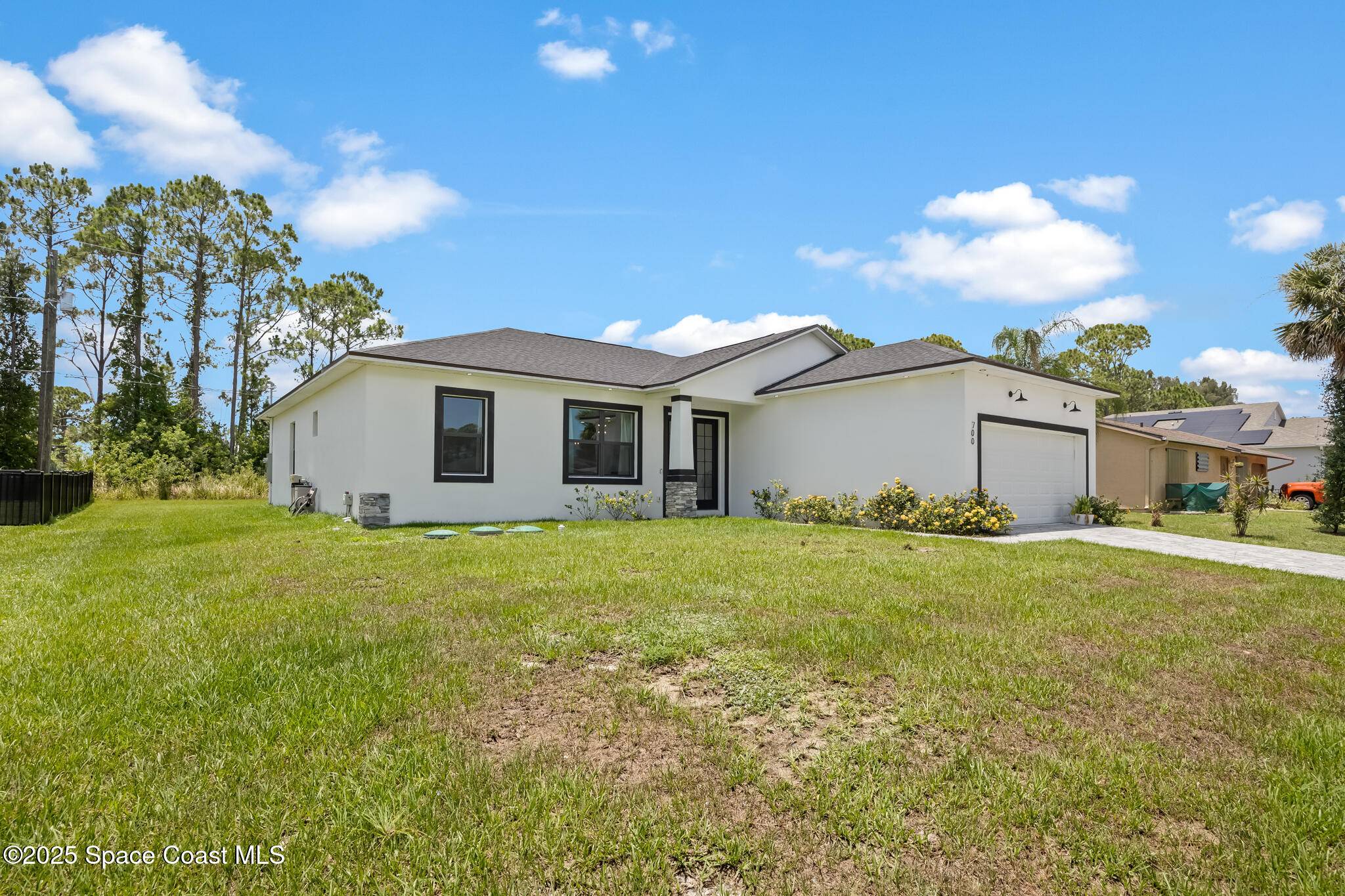 Palm Bay, FL 32909,700 Cornelia AVE SE