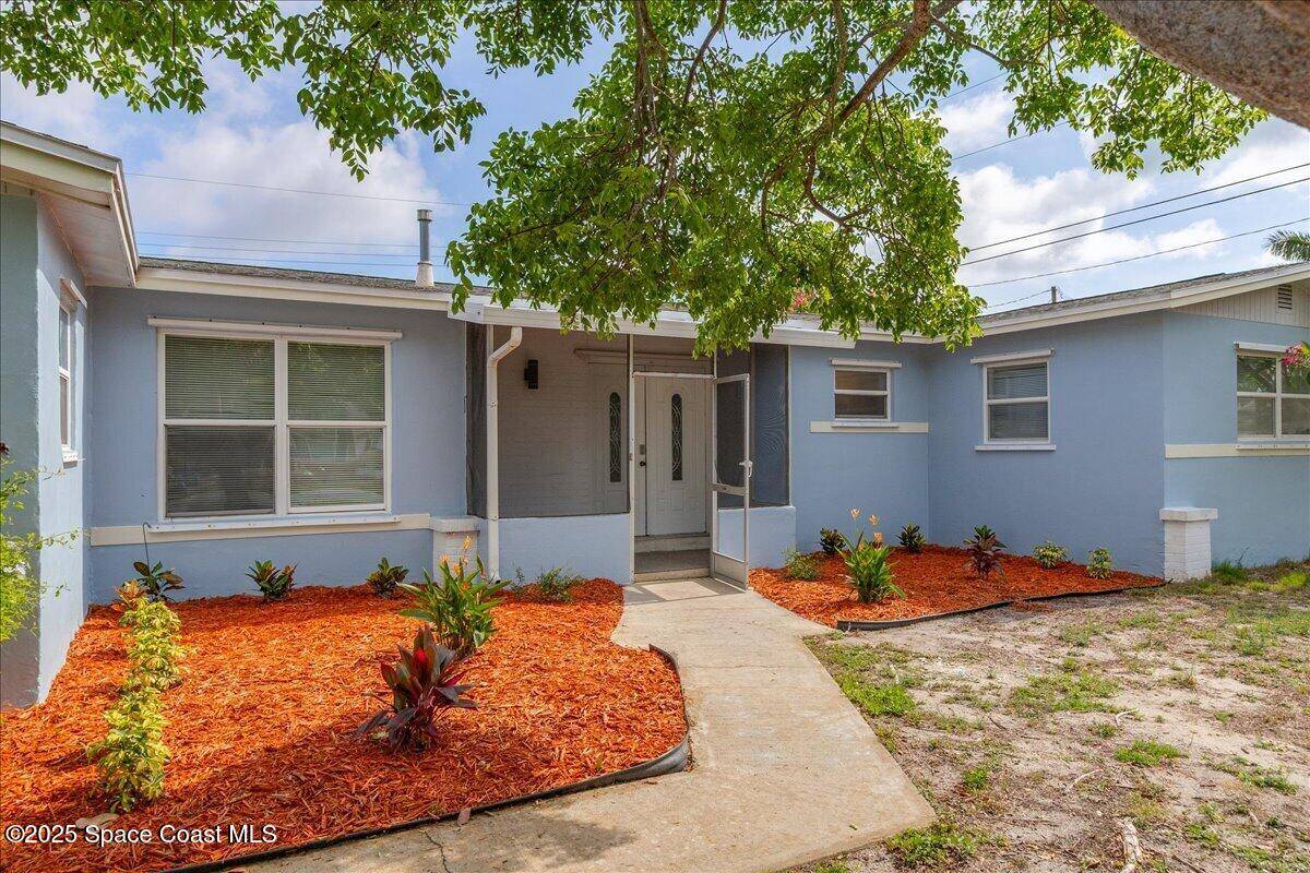 Satellite Beach, FL 32937,309 Gemini DR