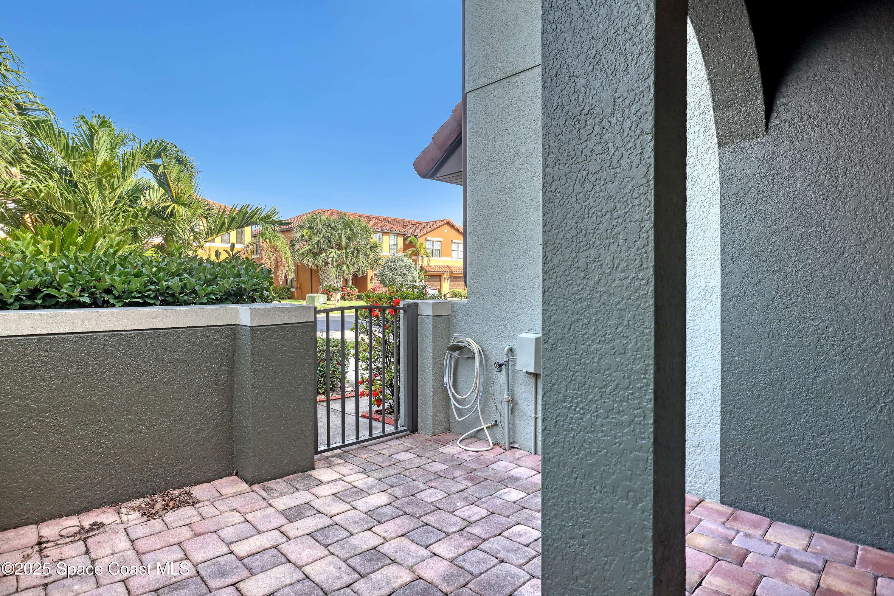 Satellite Beach, FL 32937,681 Ventura DR