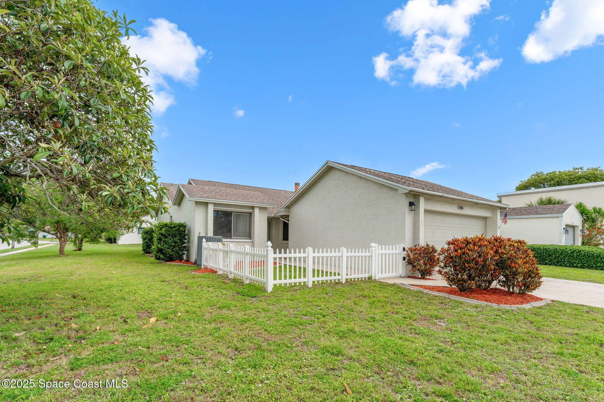 Melbourne, FL 32935,1719 Goldfinch CT