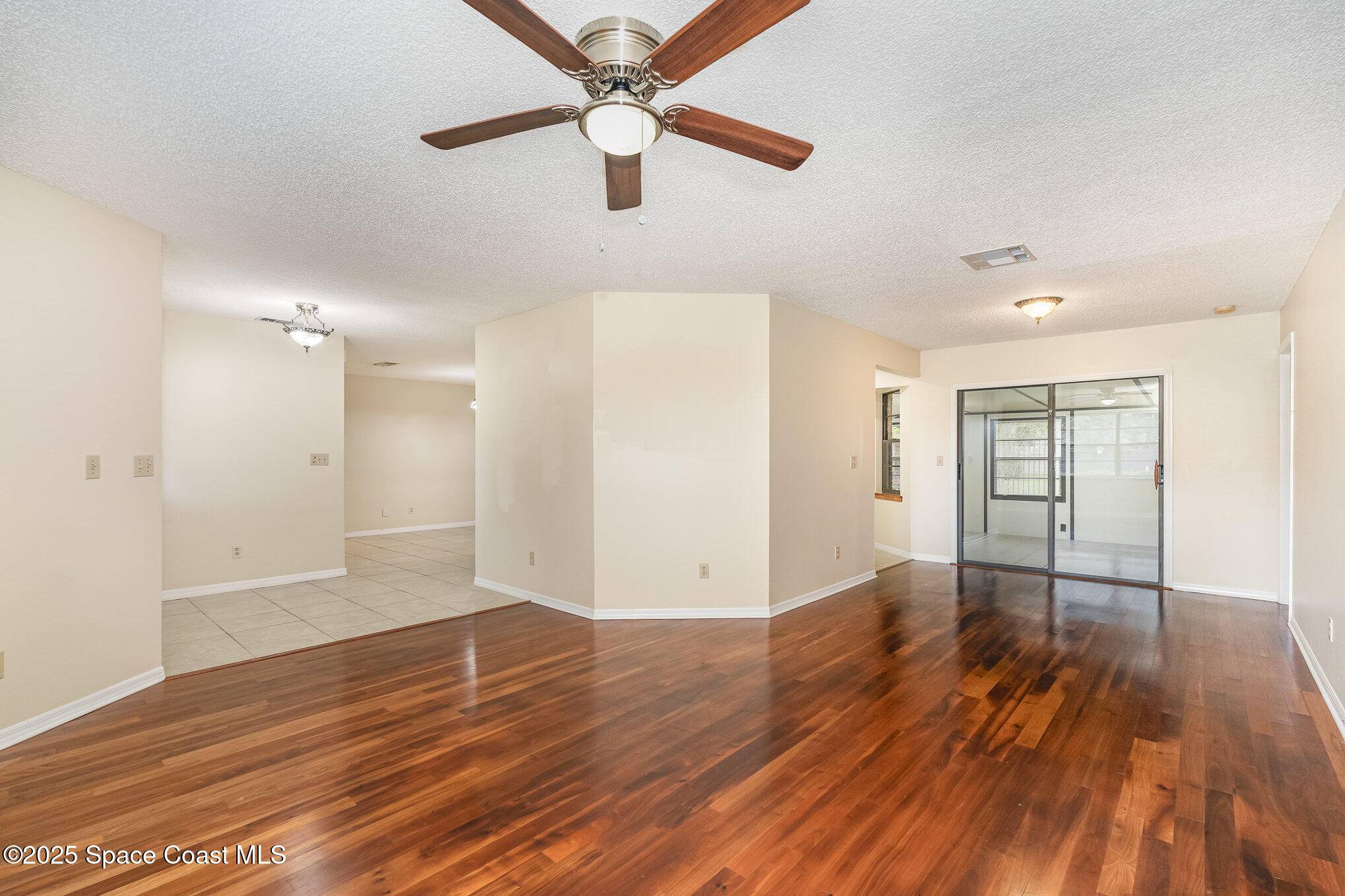 Melbourne, FL 32934,3137 Village Park DR