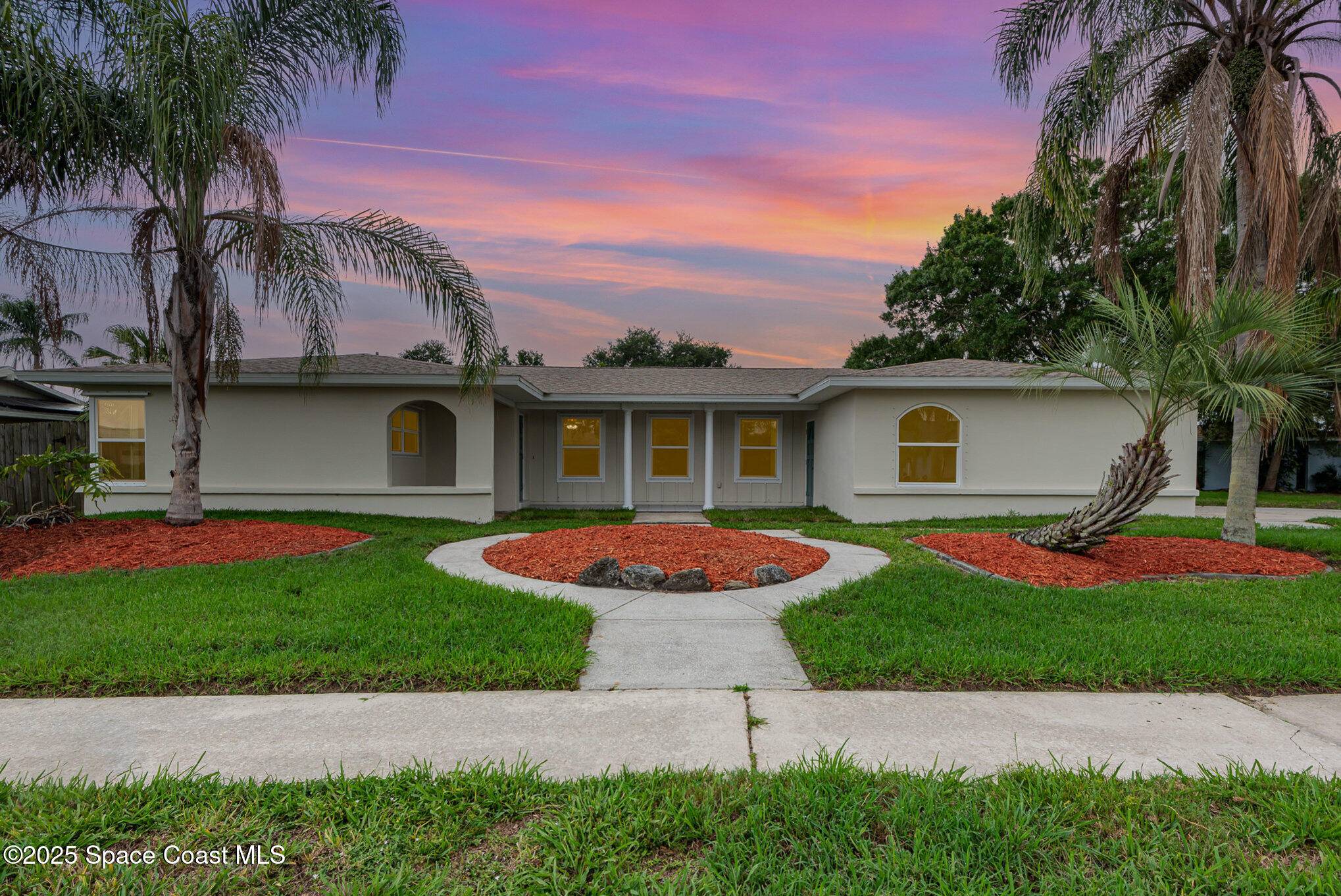 Palm Bay, FL 32905,957 Waialae CIR NE