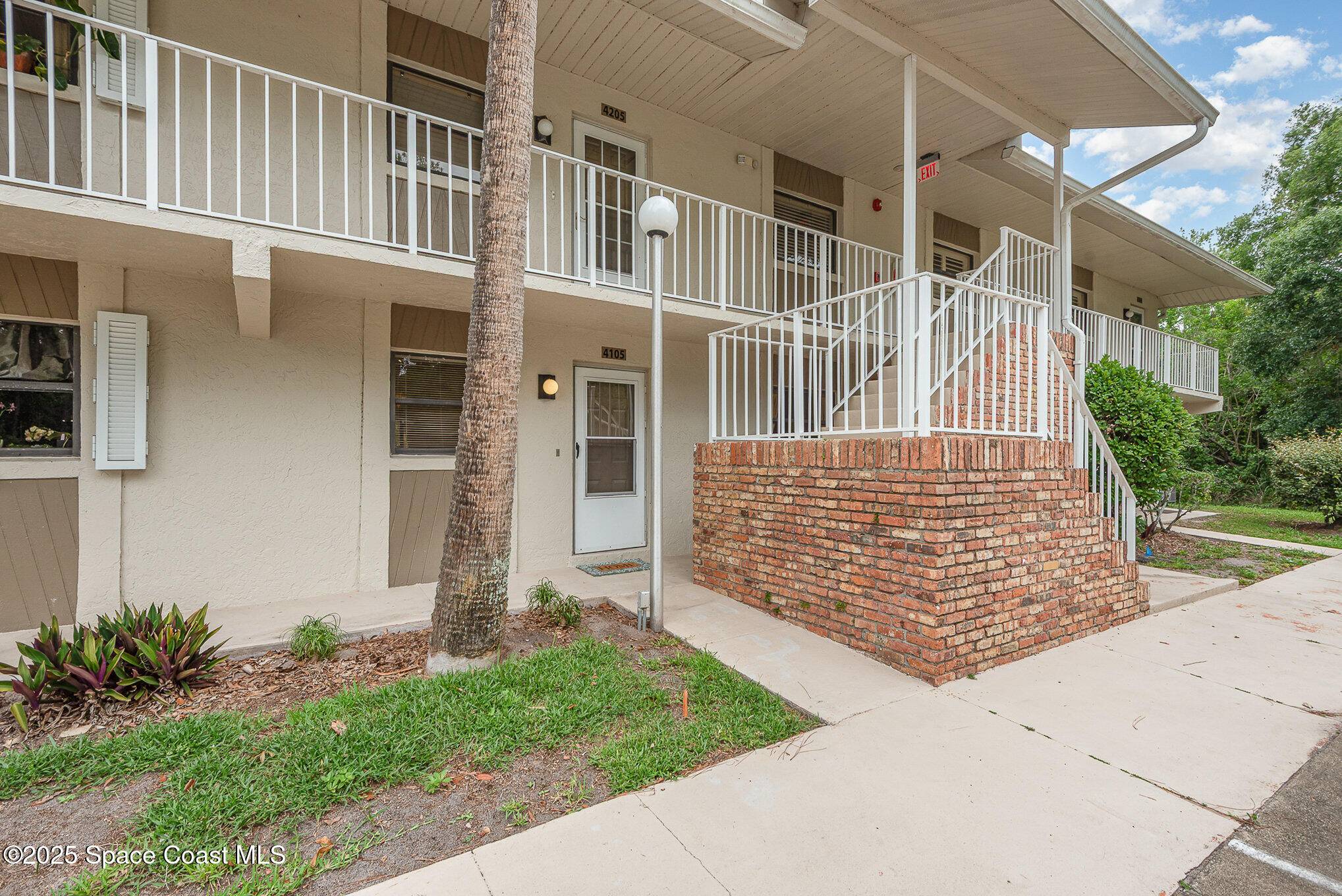 Rockledge, FL 32955,1600 Woodland DR #4105