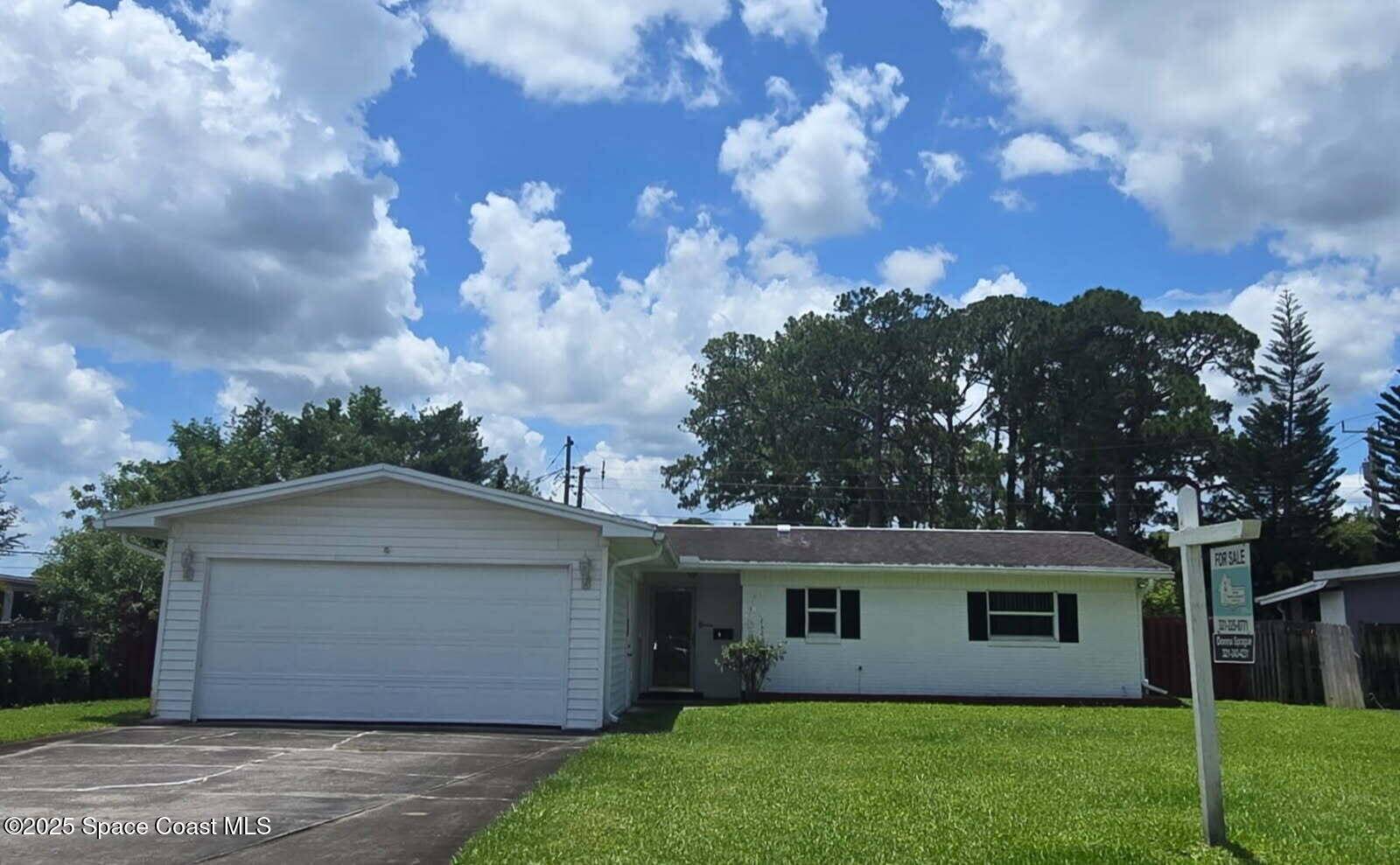Titusville, FL 32780,945 Cleveland ST